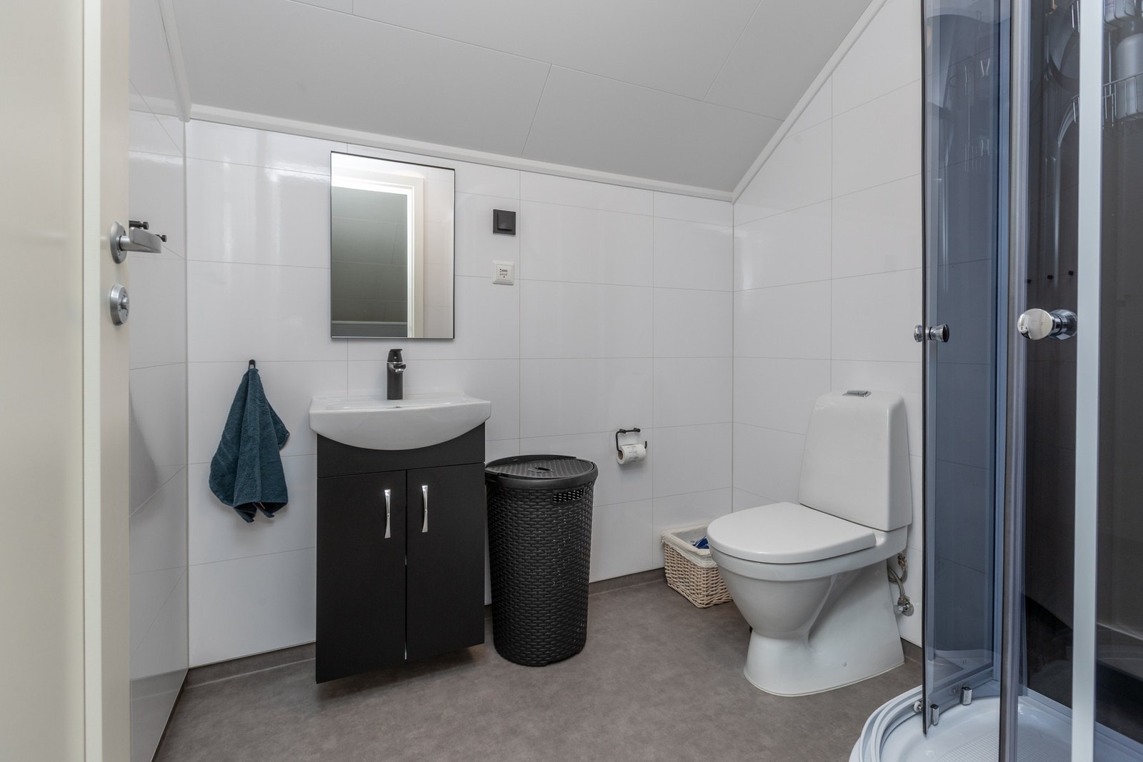 Bad/WC i 2. etasje Galleribilde