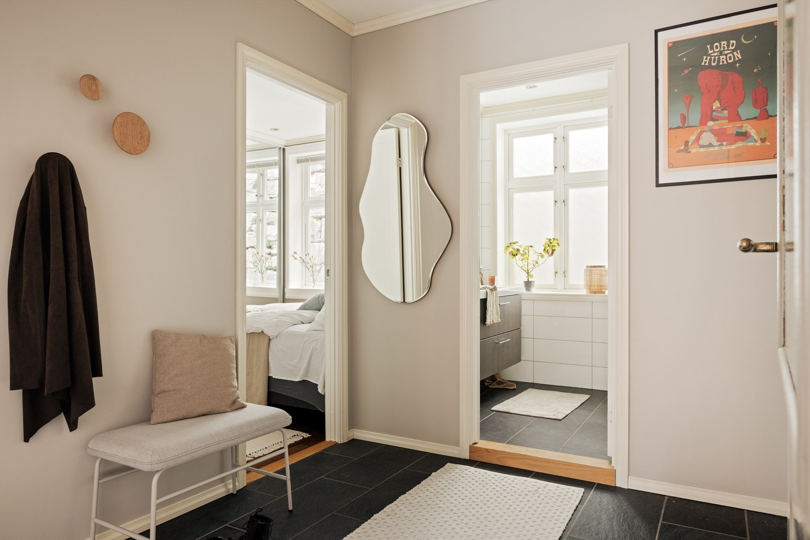 Ekstern bod på ca. 3 m² gir ekstra lagringsplass Galleribilde