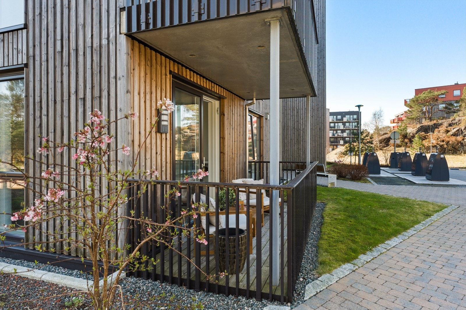 God størrelse gir plass til både sittegruppe og beplantning for den som ønsker det. Galleribilde