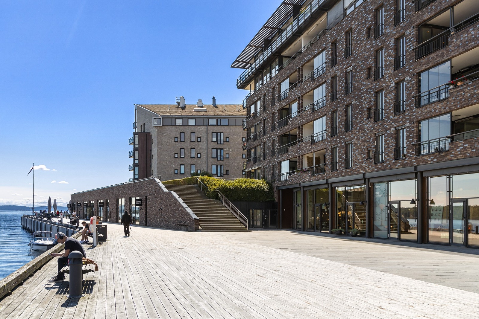 Nærområdet - Lysaker Brygge. Galleribilde