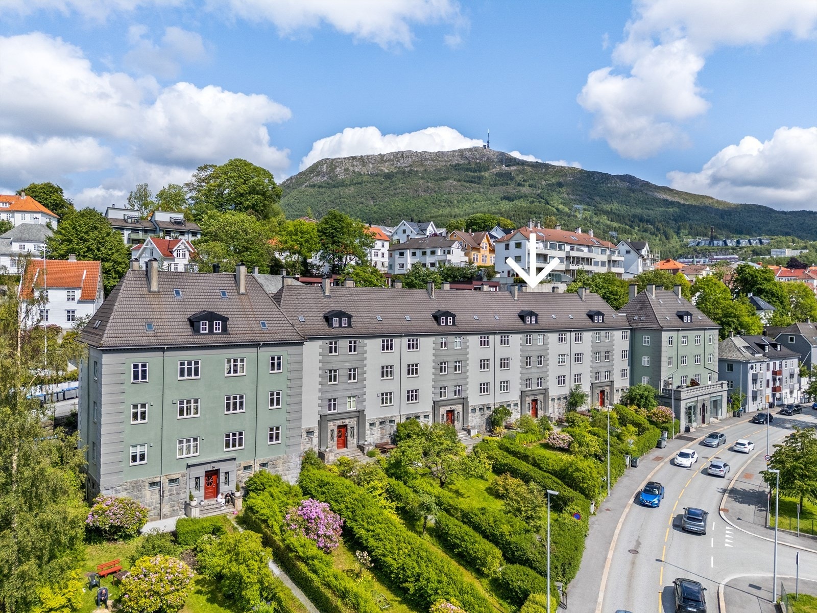 En lys og fin leilighet med attraktiv og sentral plassering på Danmarksplass! Galleribilde