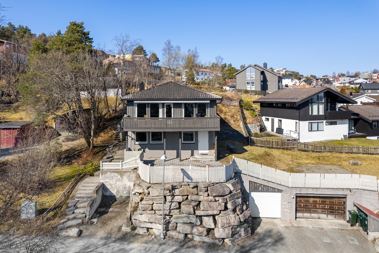 Velkommen til Anders Hovdens veg 1, presentert av EiendomsMegler 1 ved Sigbjørn Vestå. Galleribilde
