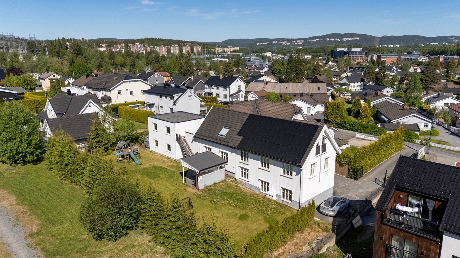 Velkommen til Snorres vei 30 - Kontakt Carl P. Sveistrup på 980 45 319 dersom privatvisning ønskes. Galleribilde