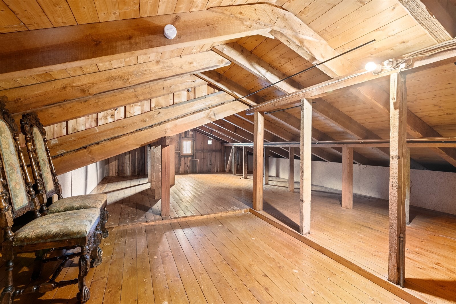 Råloft med utviklingspotensiale Galleribilde