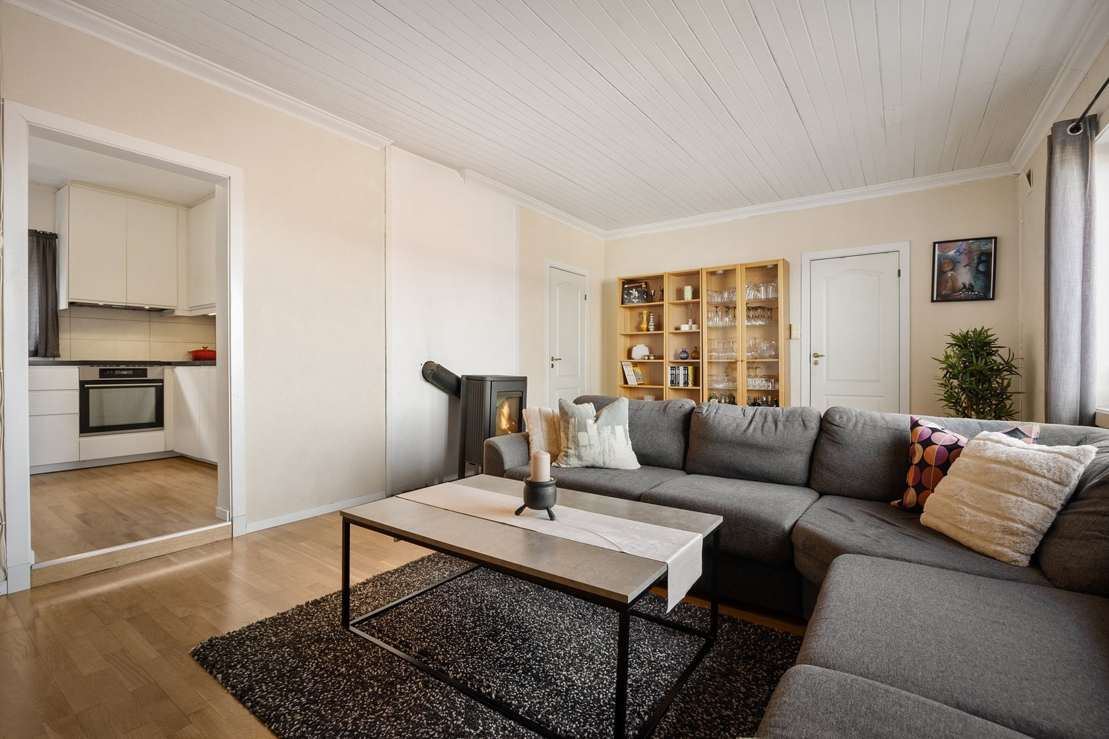 Stue med plass til sofagruppe Galleribilde