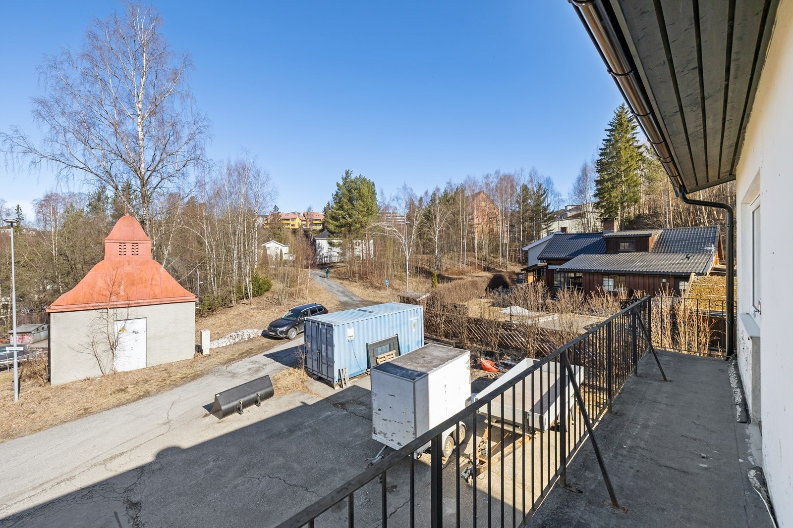 Balkongen er på ca. 6 kvm. Galleribilde