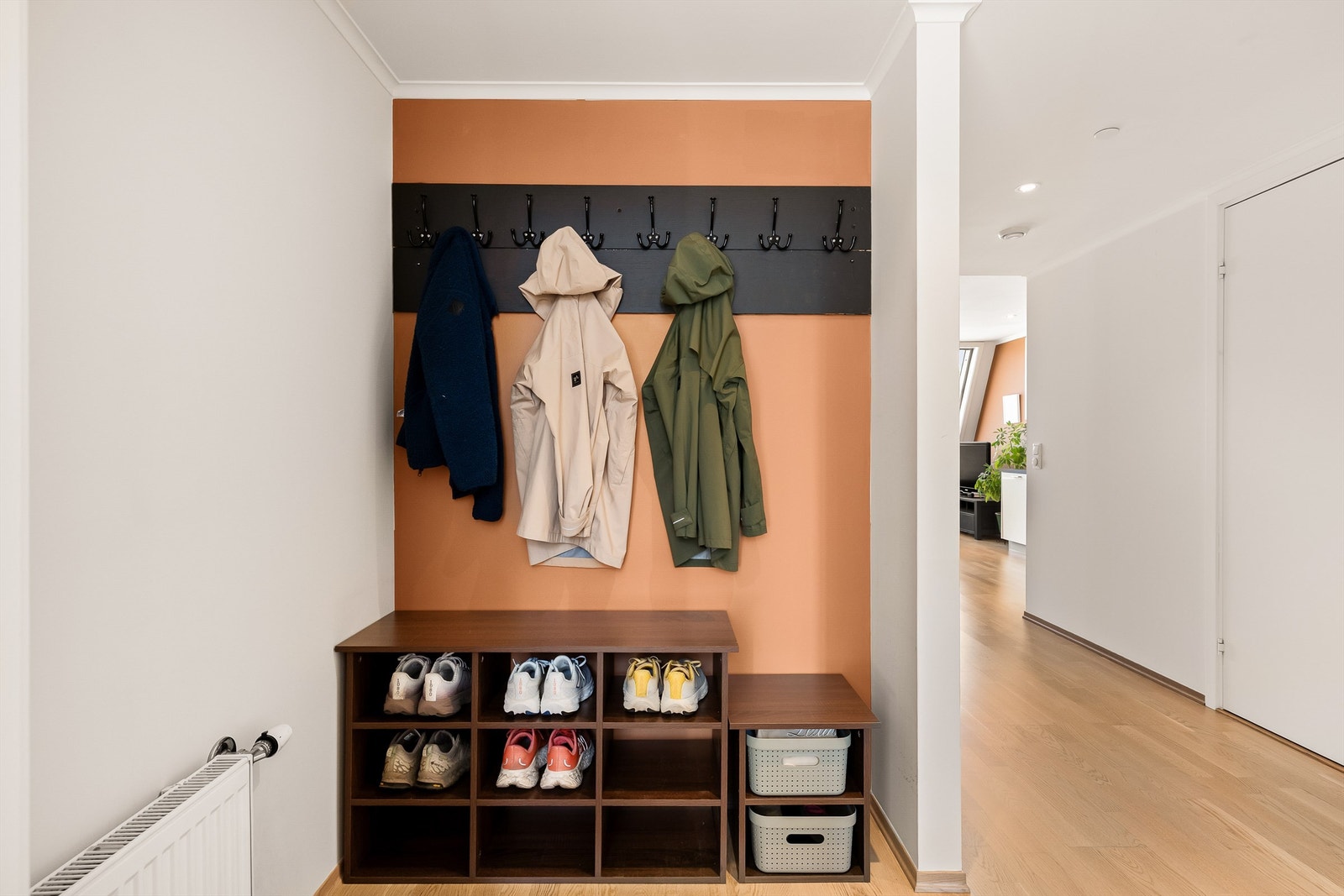 Godt med lagringsplass i entreen Galleribilde