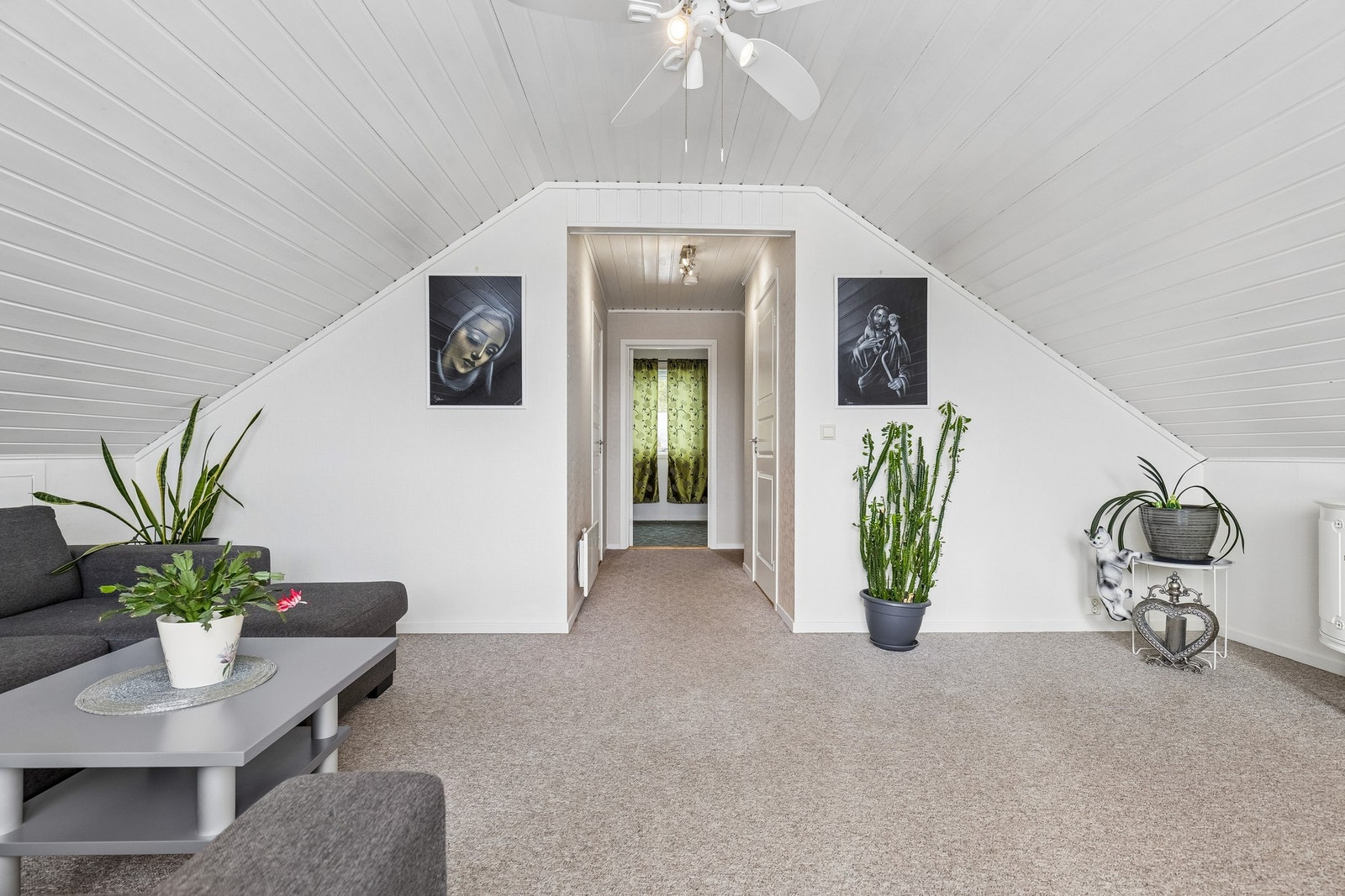 Loftstue Galleribilde