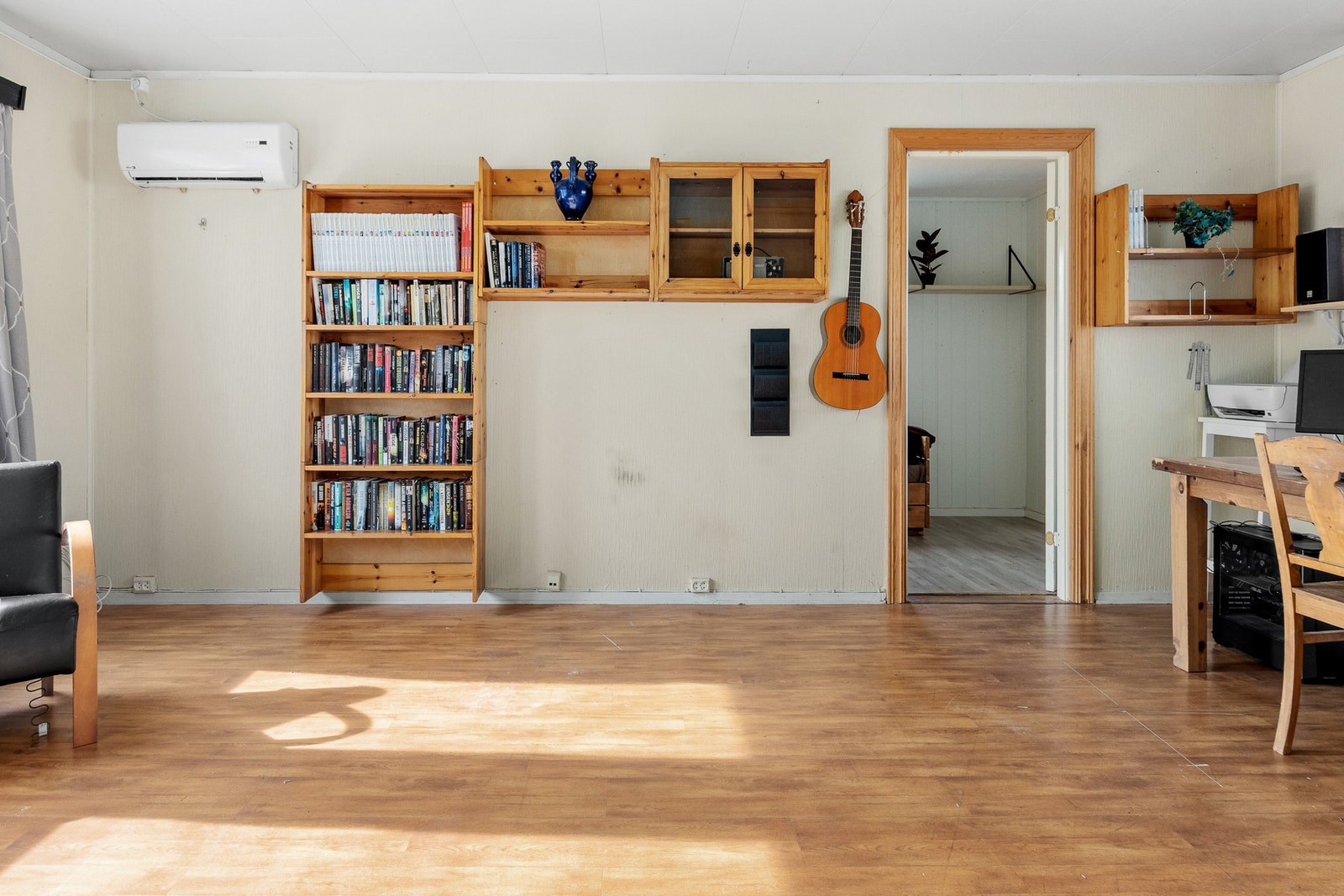 Stue i kårleilighet. Galleribilde