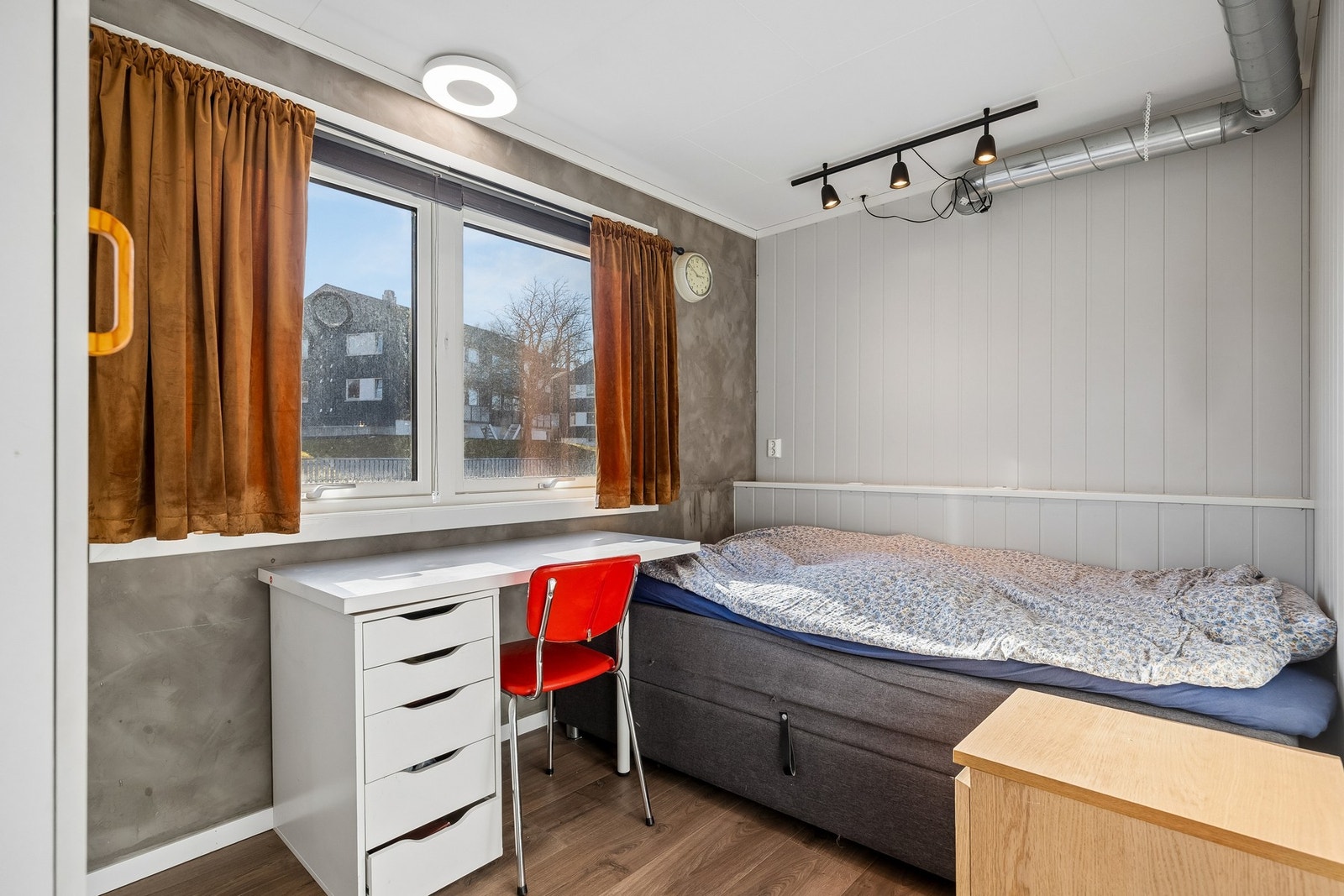 Det minste soverommet fungerer godt som et gjesterom eller kontor. Galleribilde