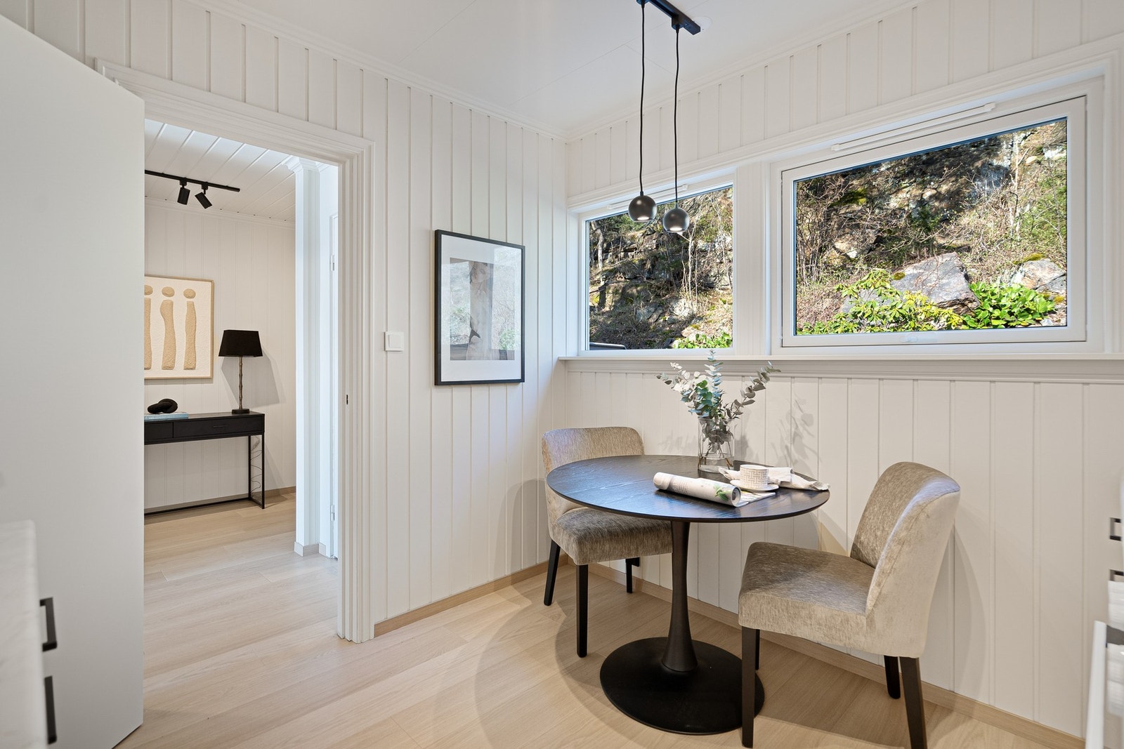 Her har man også plass til en koselig frokostplass. Galleribilde