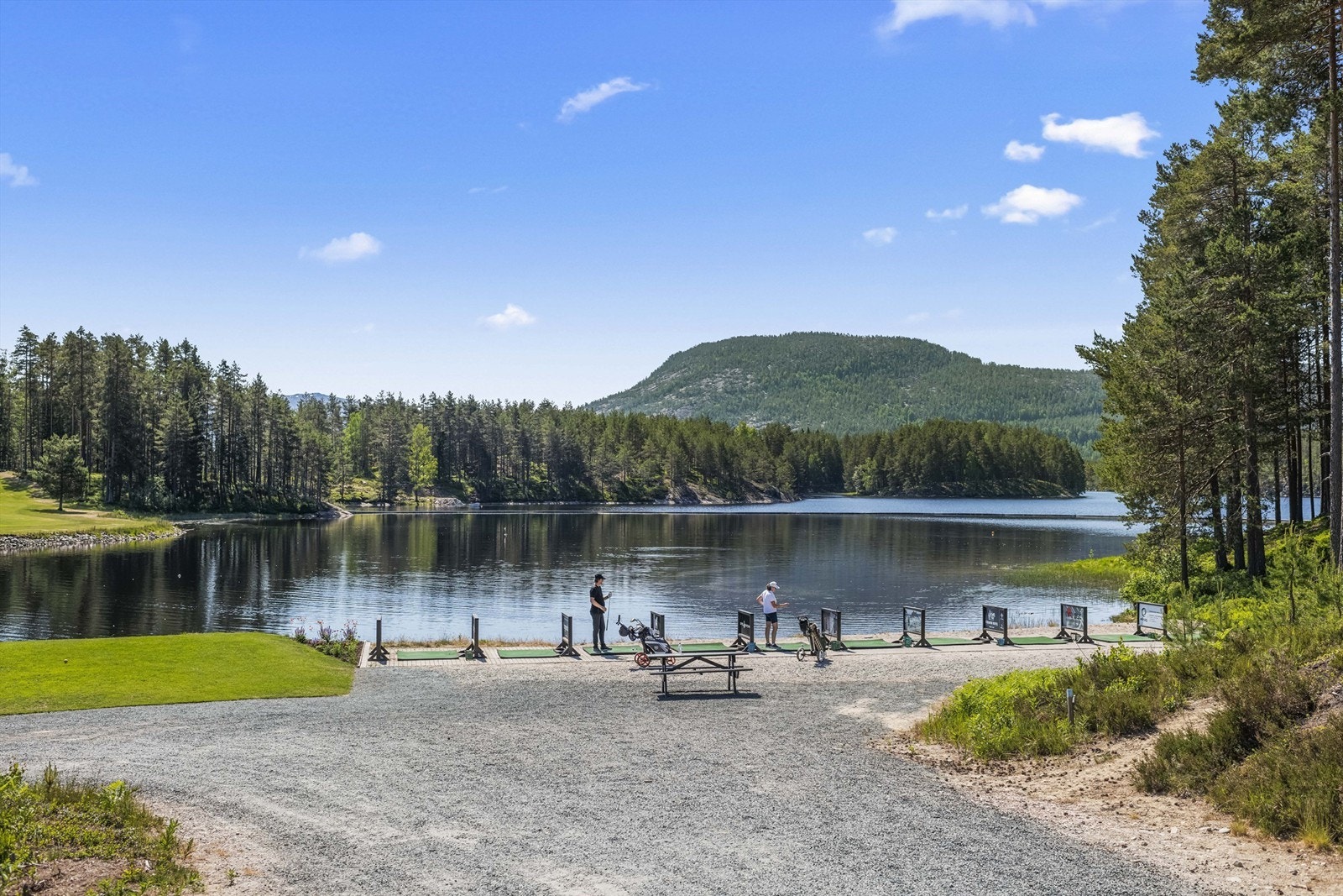 Golfbanen er et populært sted for hytteeiere og turister. Galleribilde