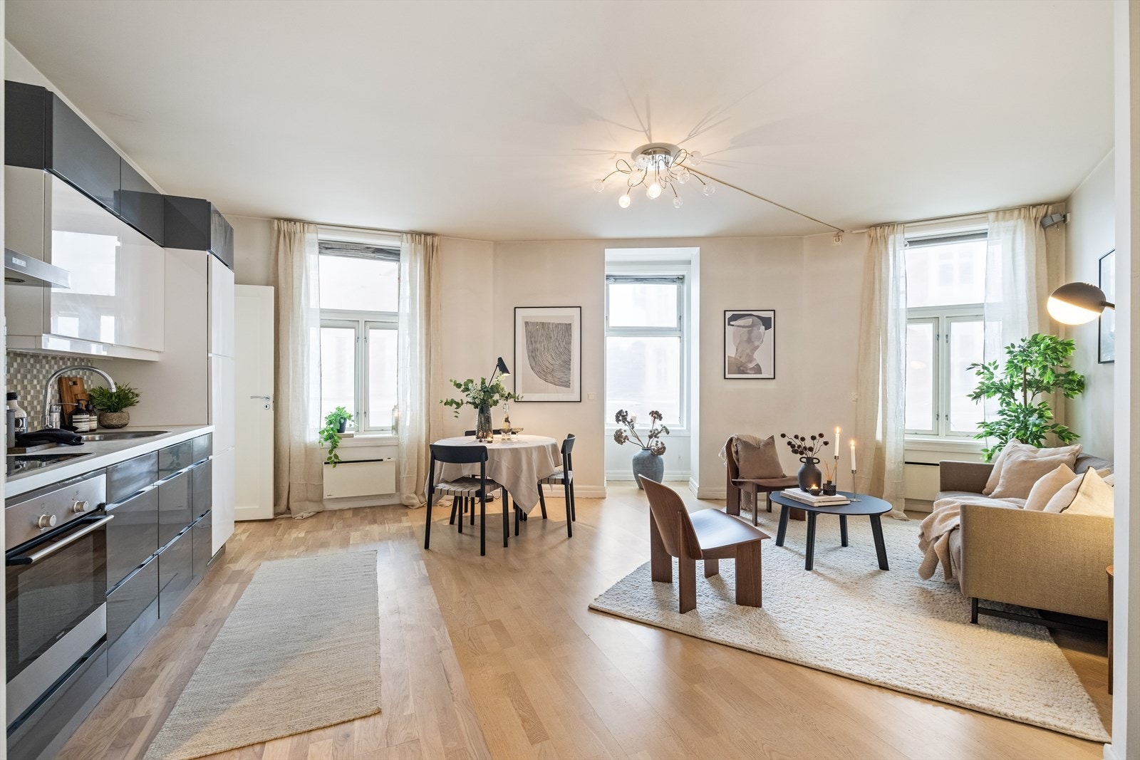 Sjarmerende bygård med attraktiv beliggenhet i Gimleveien. Galleribilde