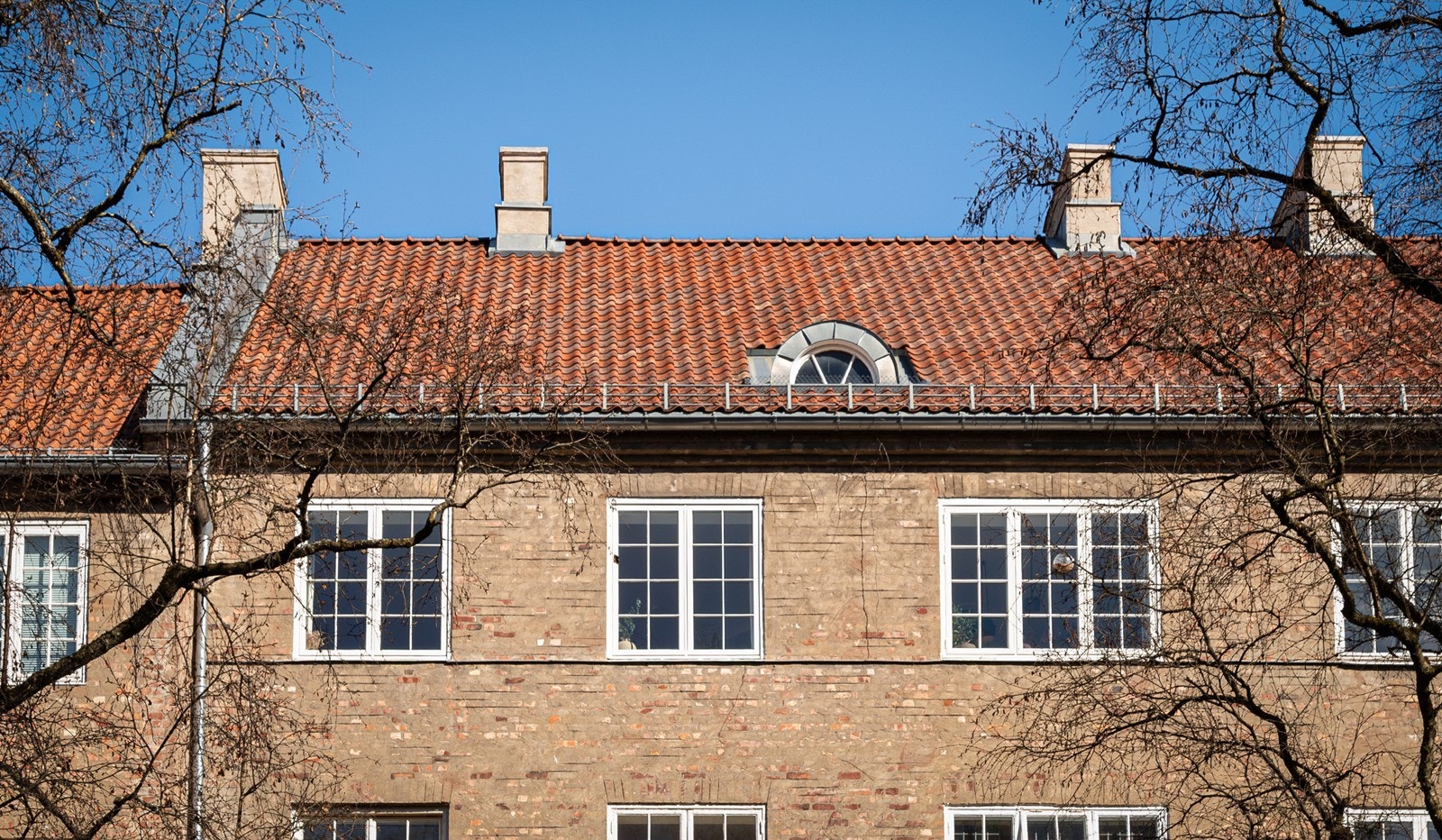 Her bor du høyt og fritt med kun loft over deg. Galleribilde