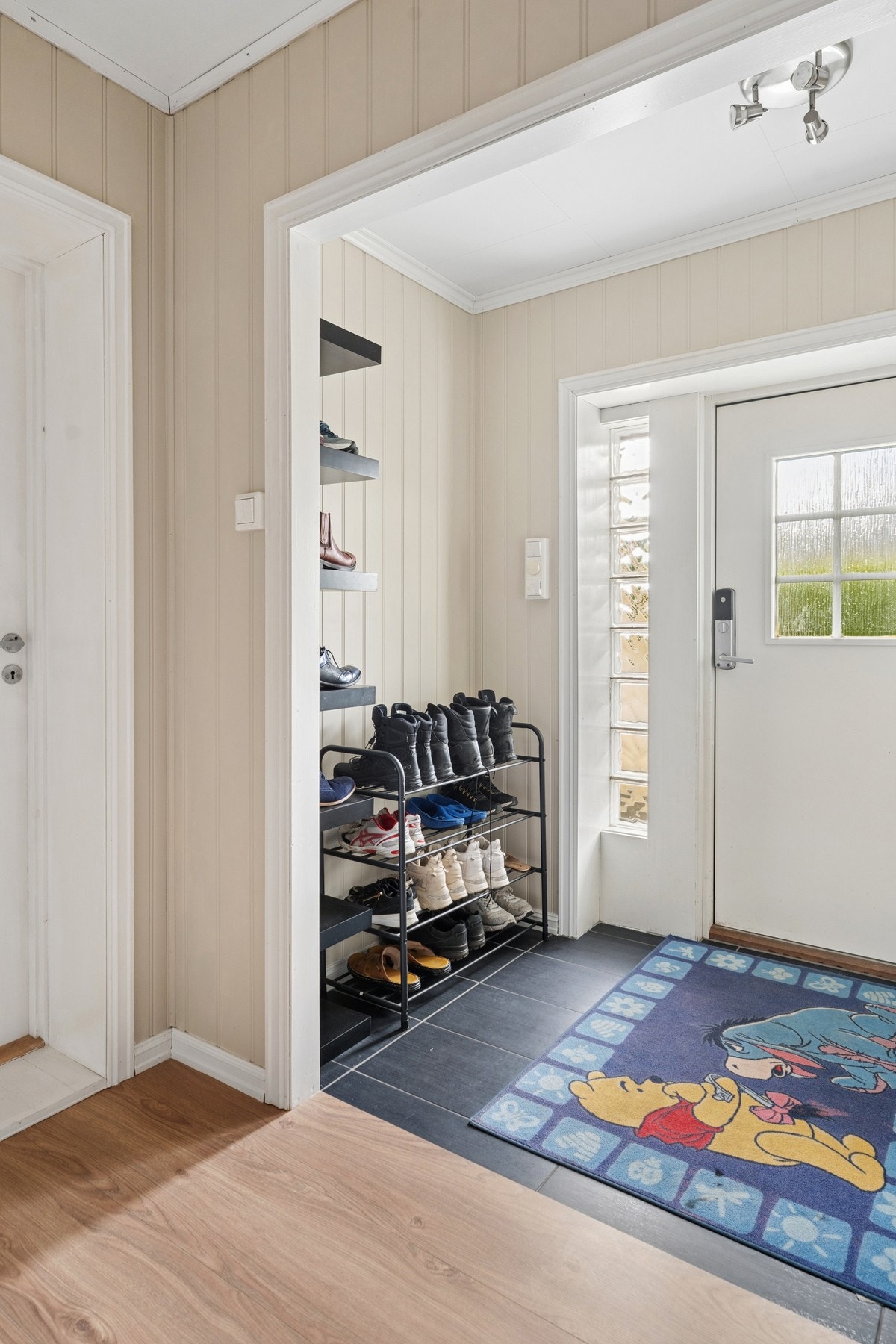 - Inngangsparti, velkommen inn! - Galleribilde