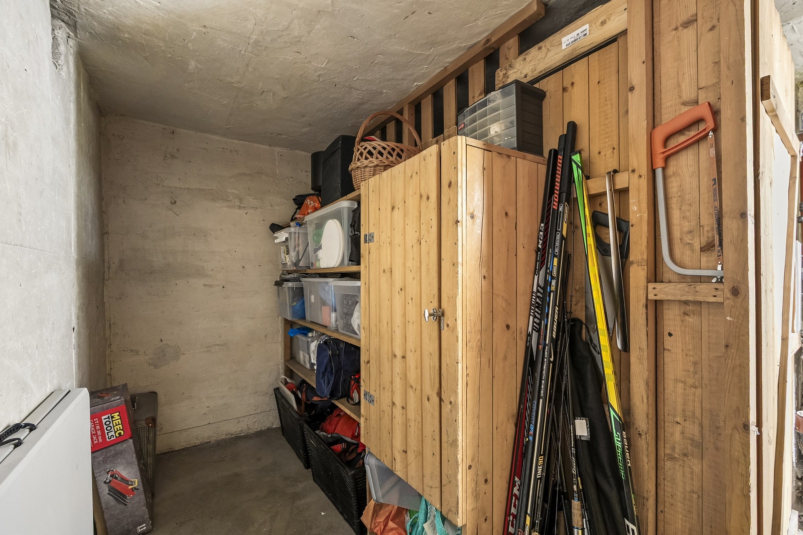 Leiligheten har hele 4 boder, som gir masse oppbevaringsplass. Her fra kjellerboden. Galleribilde