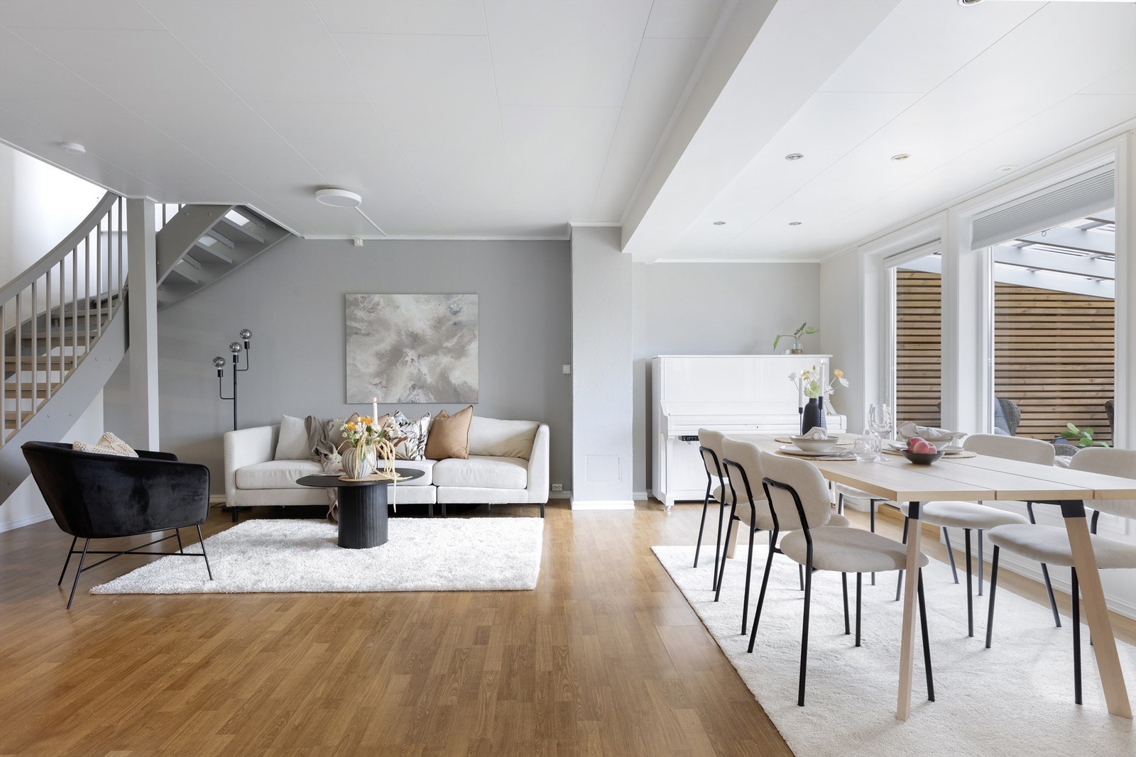 Boligen har balansert ventilasjon. Det er utført rens og service på anlegget i 2026. Galleribilde
