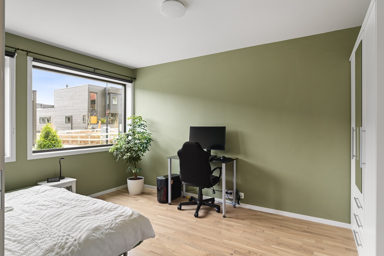 Rommet er på 12 m² og passer også godt som en kjellerstue. Galleribilde