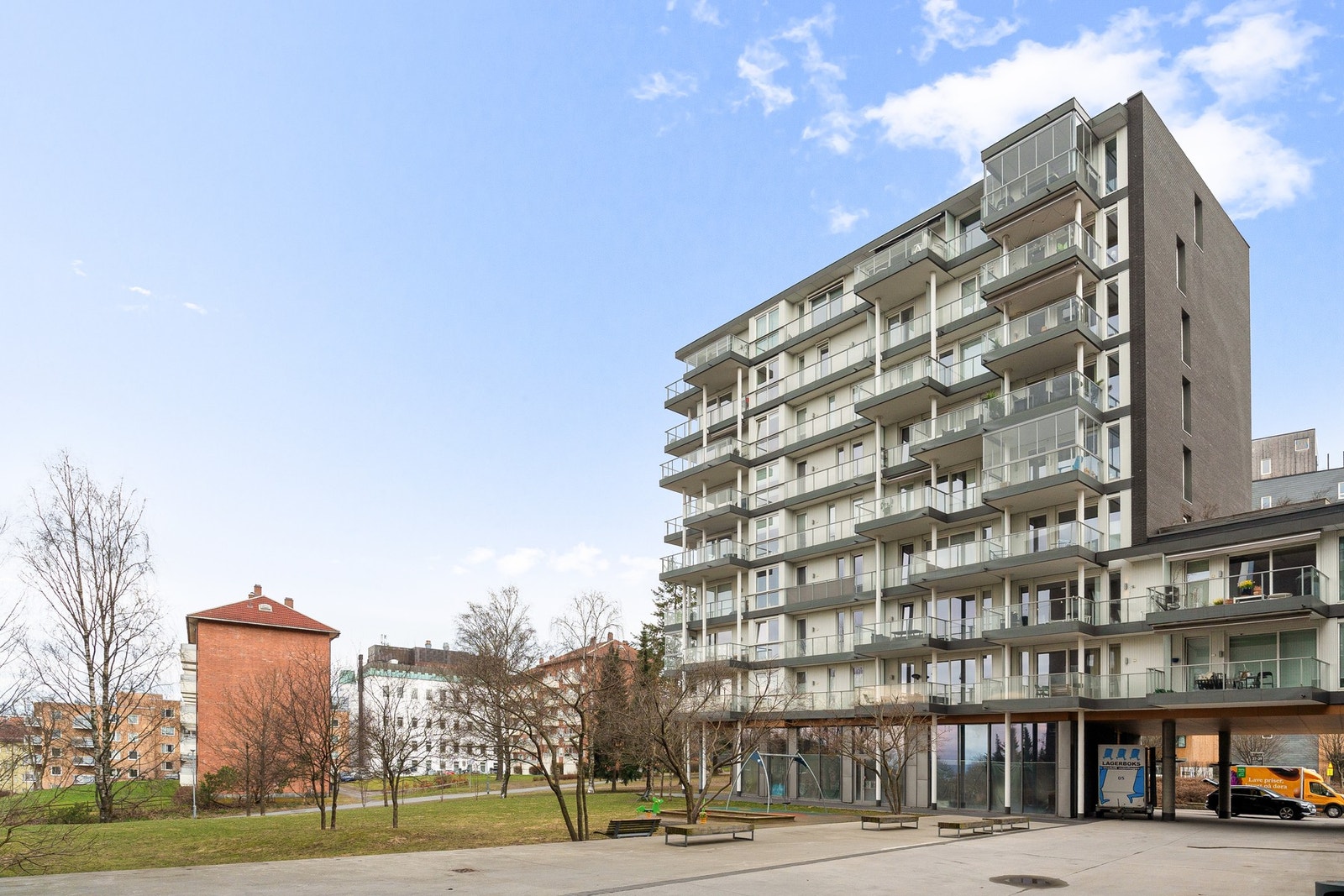 Hans Nielsen Hauges gate 37A er beliggende på Torshov, et av de mest attraktivte områdene i Oslo, kjent for sine grønne omgivelser. Galleribilde