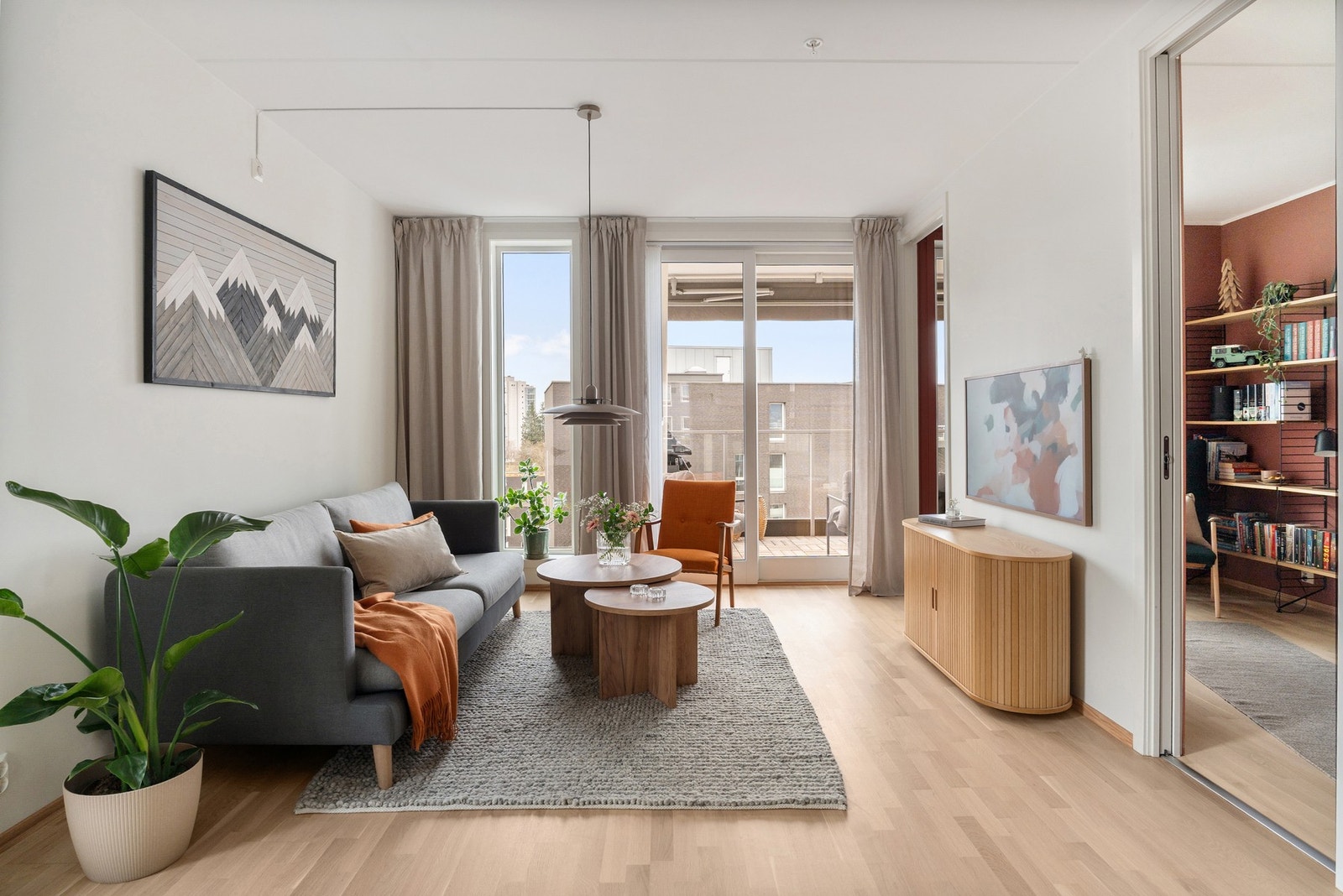 Vannbåren varme i alle gulver fra fjernvarme Galleribilde