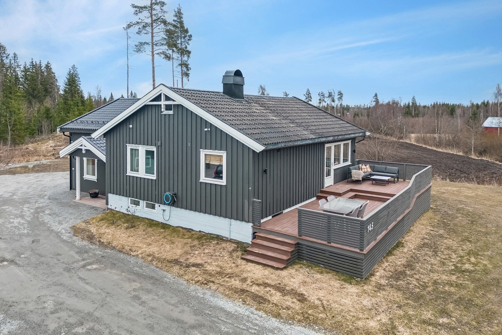 Velkommen til Østrovegen 145! Foto: Pål Godager for Efkt Galleribilde