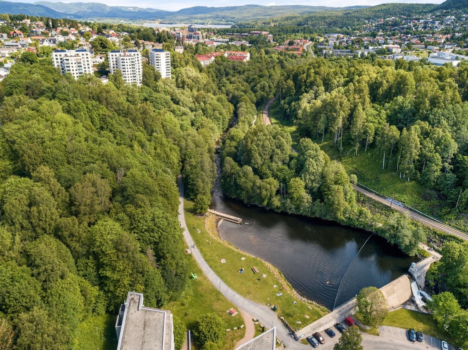 Nydalsdammen ligger kun noen minutters spasertur unna. Galleribilde
