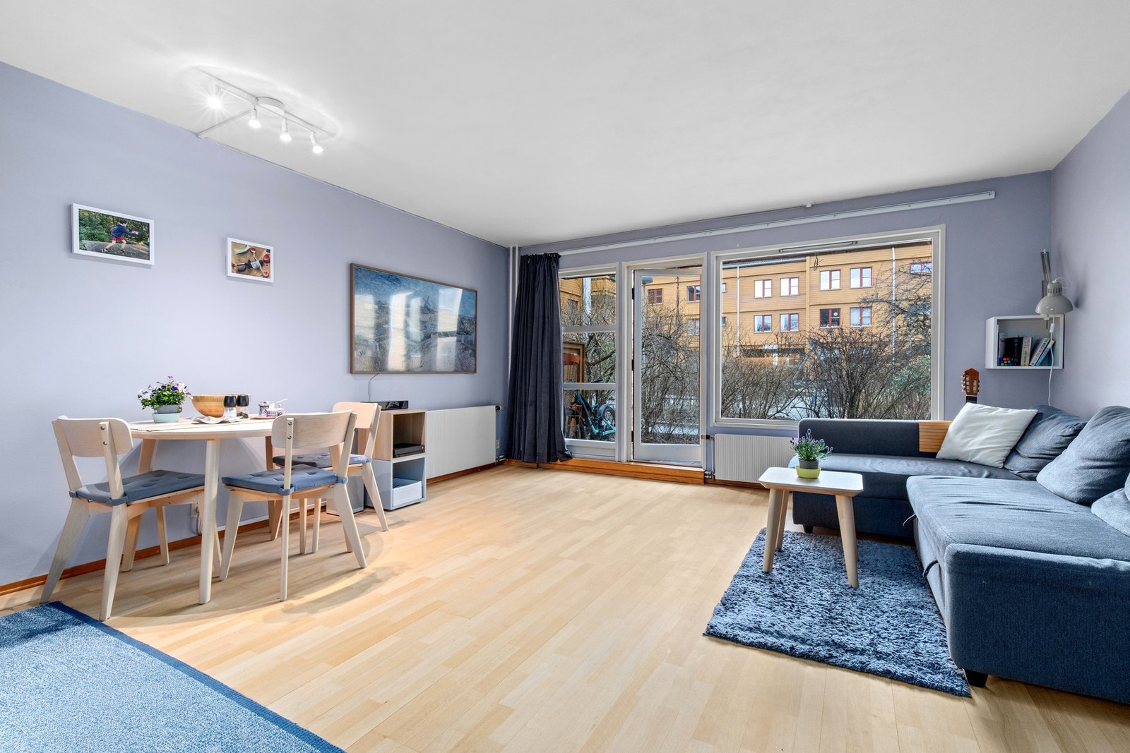 Leiligheten har beliggenhet i 1. etasje med trappefri adkomst. Galleribilde