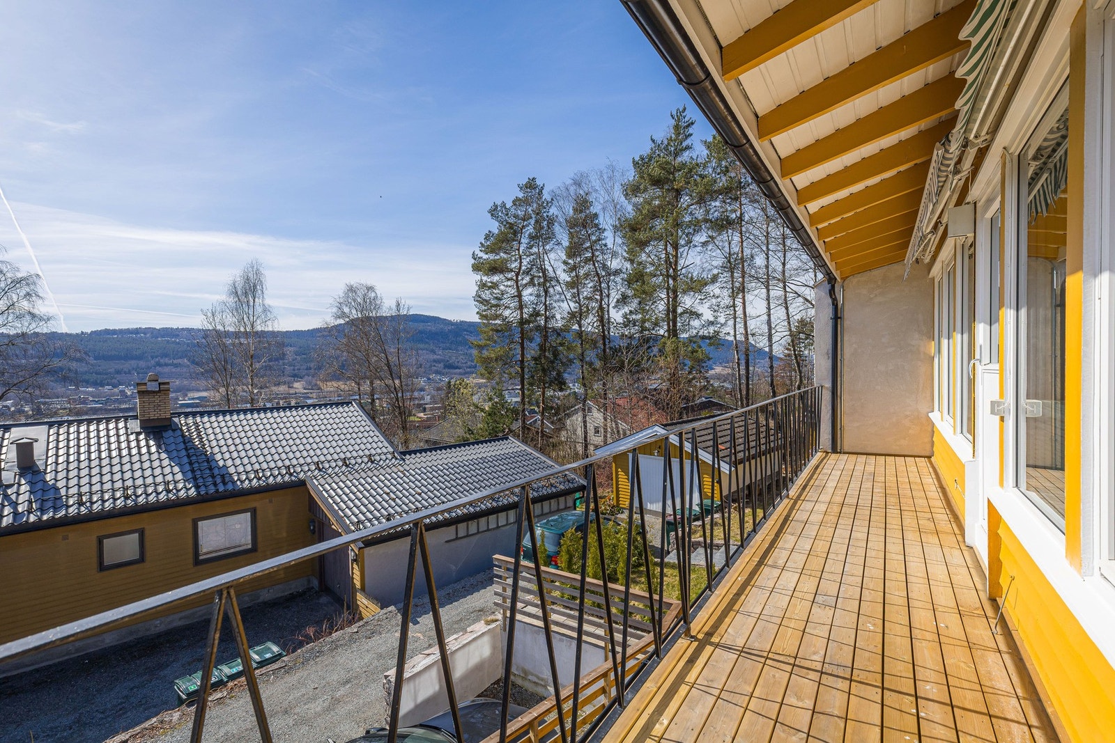Herfra kan man nyte herlig utsikt. Galleribilde