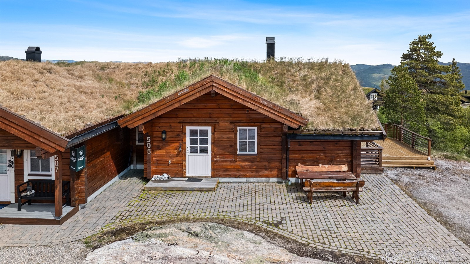 Duohytte med god romløsning og flotte uteområder Galleribilde