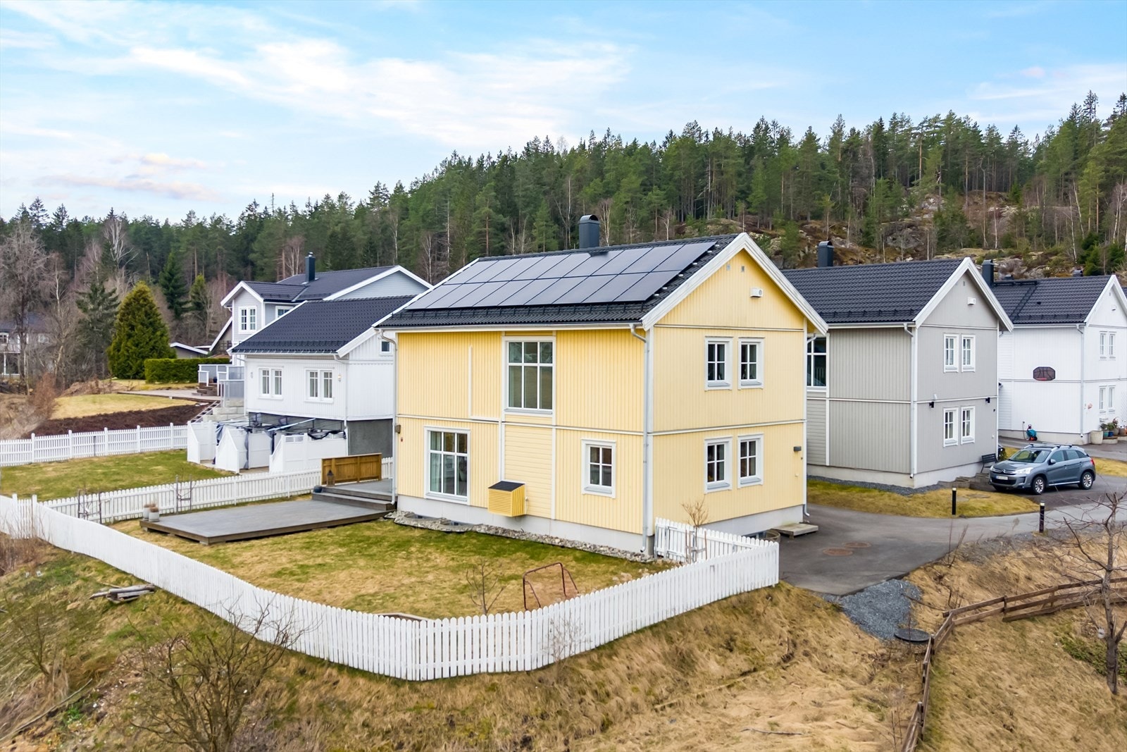 I 2023 ble det montert solceller på taket. Galleribilde