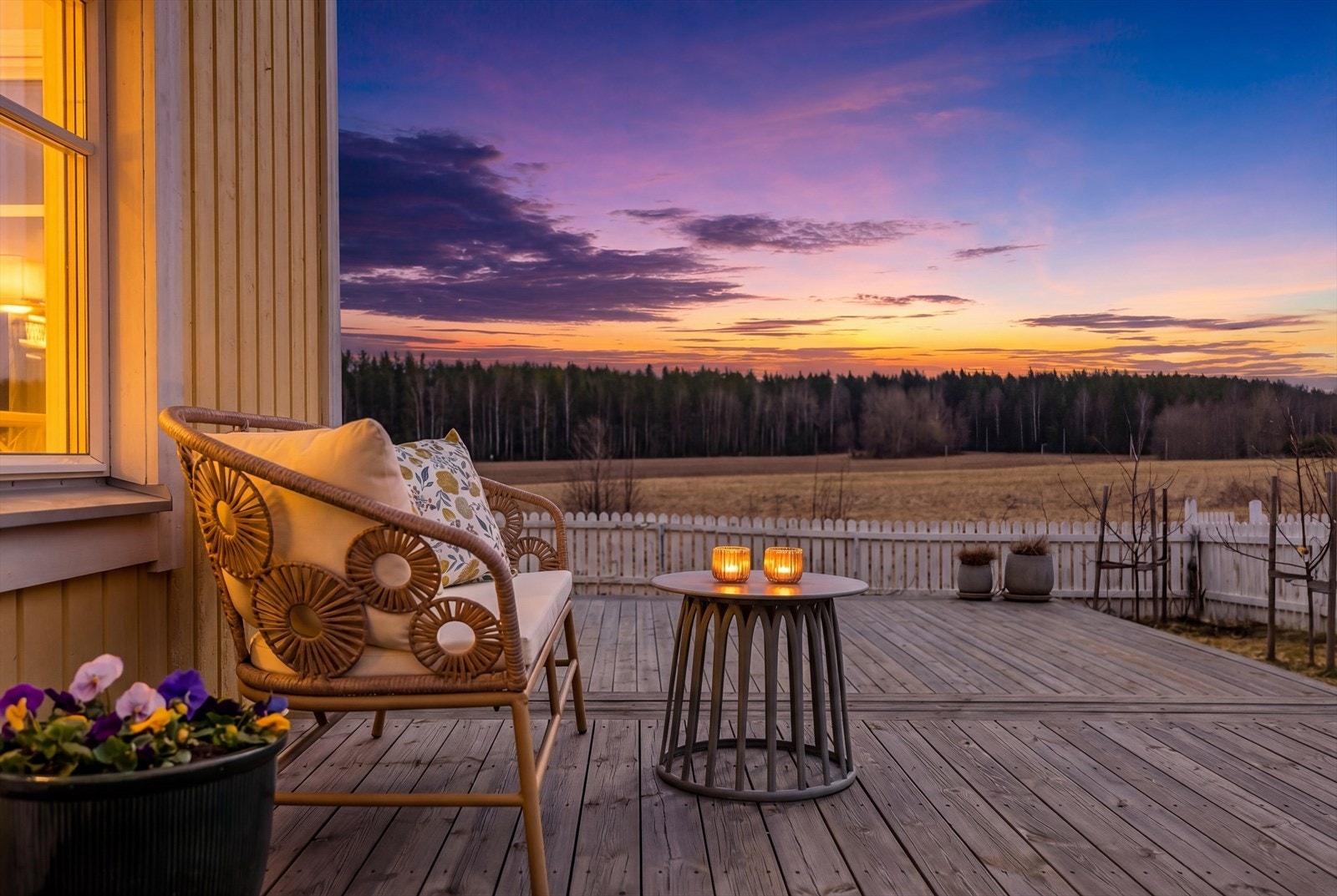 Landlig og idyllisk utsikt. Helt uten innsyn. Galleribilde