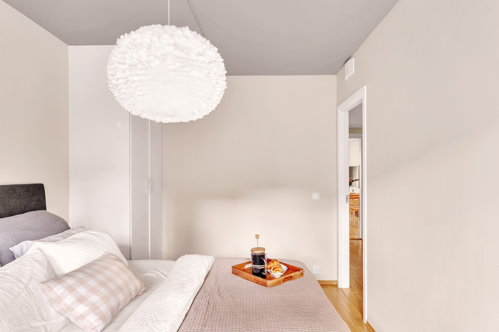 Soverommet har også gode muligheter for garderobeløsninger. Galleribilde