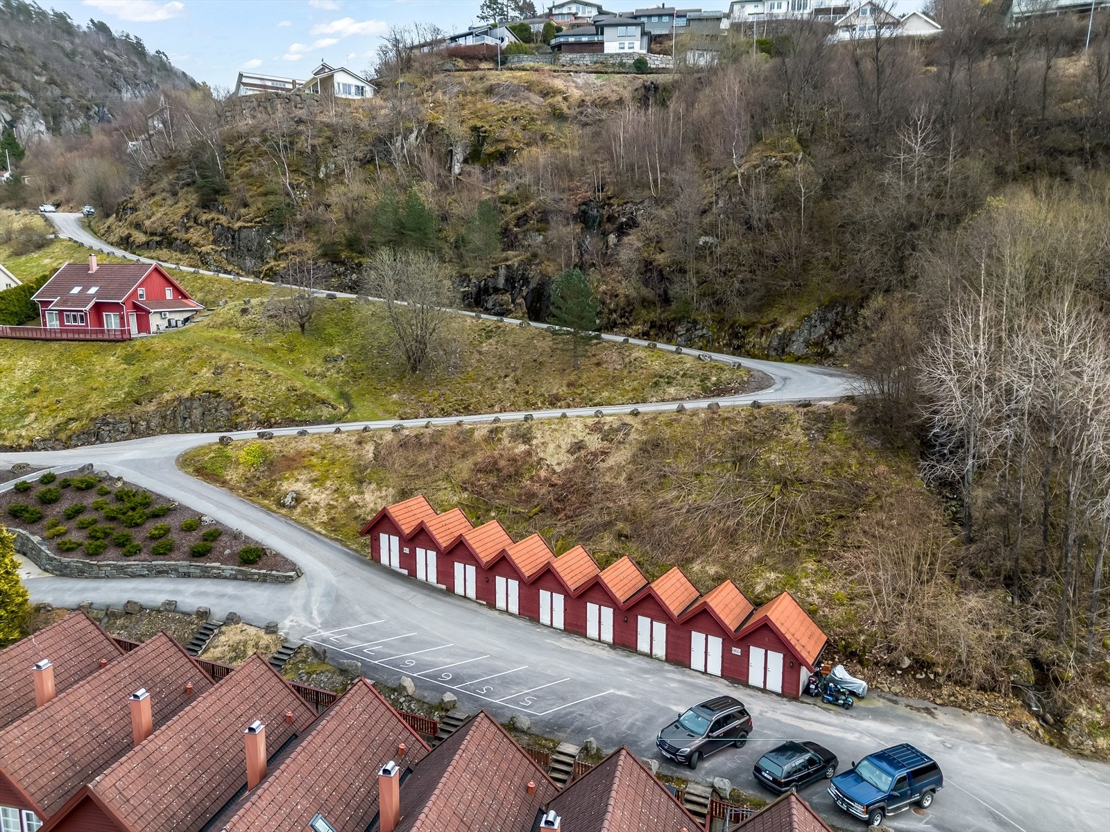 Bod i felles anlegg. Galleribilde