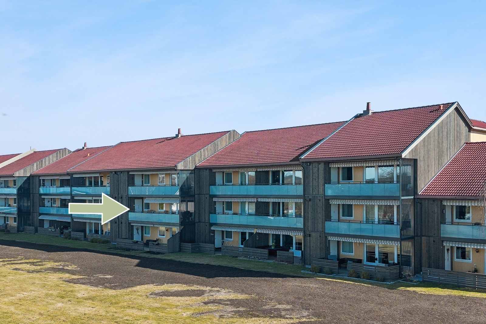 Velkommen til Gartnervegen 25! Påkostet og tiltalende 3-roms leilighet med gjennomgående høy standard og ingen TG-feil! Galleribilde