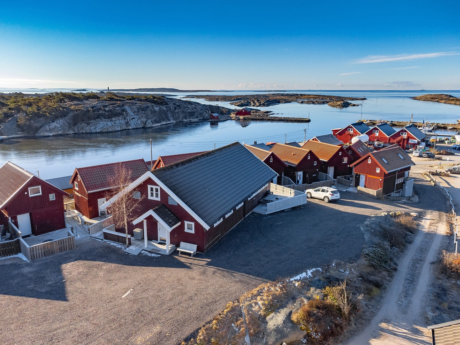 Det foreligger godkjent bruksendring fra restaurant til utleiehytte. Galleribilde