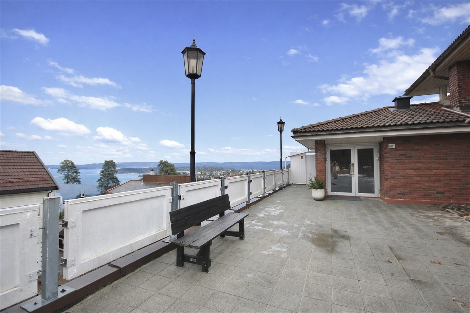 Inngansparti. Galleribilde