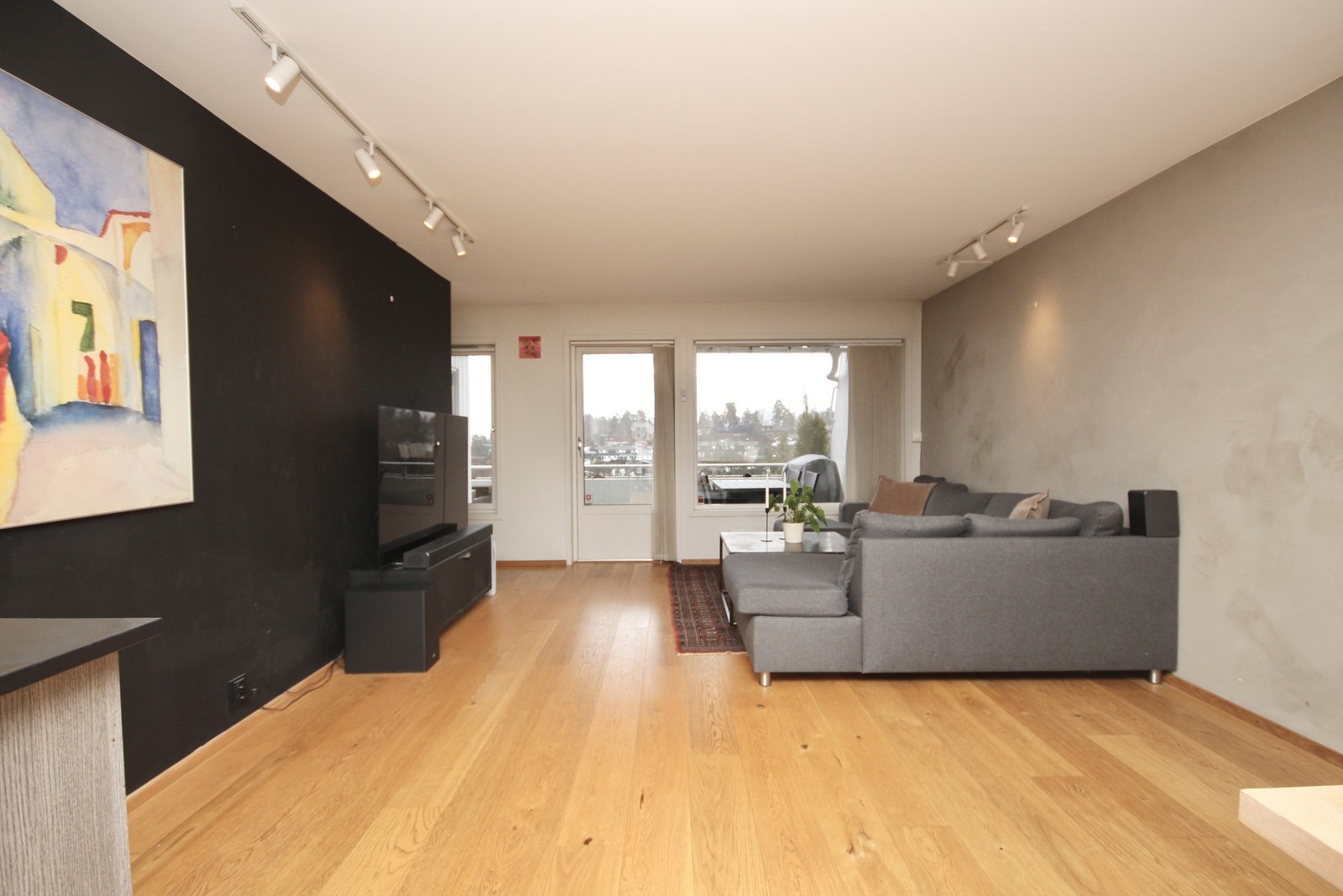 Leiligheten er på 82 kvm med flere gode rom. Galleribilde