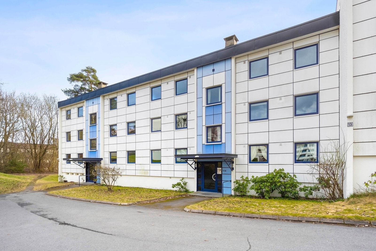 I tillegg disponerer boligen en ekstern bod på 2 kvm som byr på ekstra lagringsplass til sesongutstyr m.m. Galleribilde