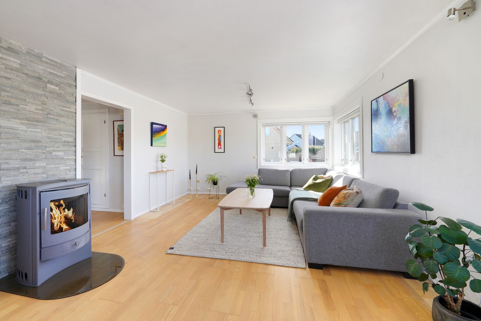 God plass til stor salong i stuen. Galleribilde