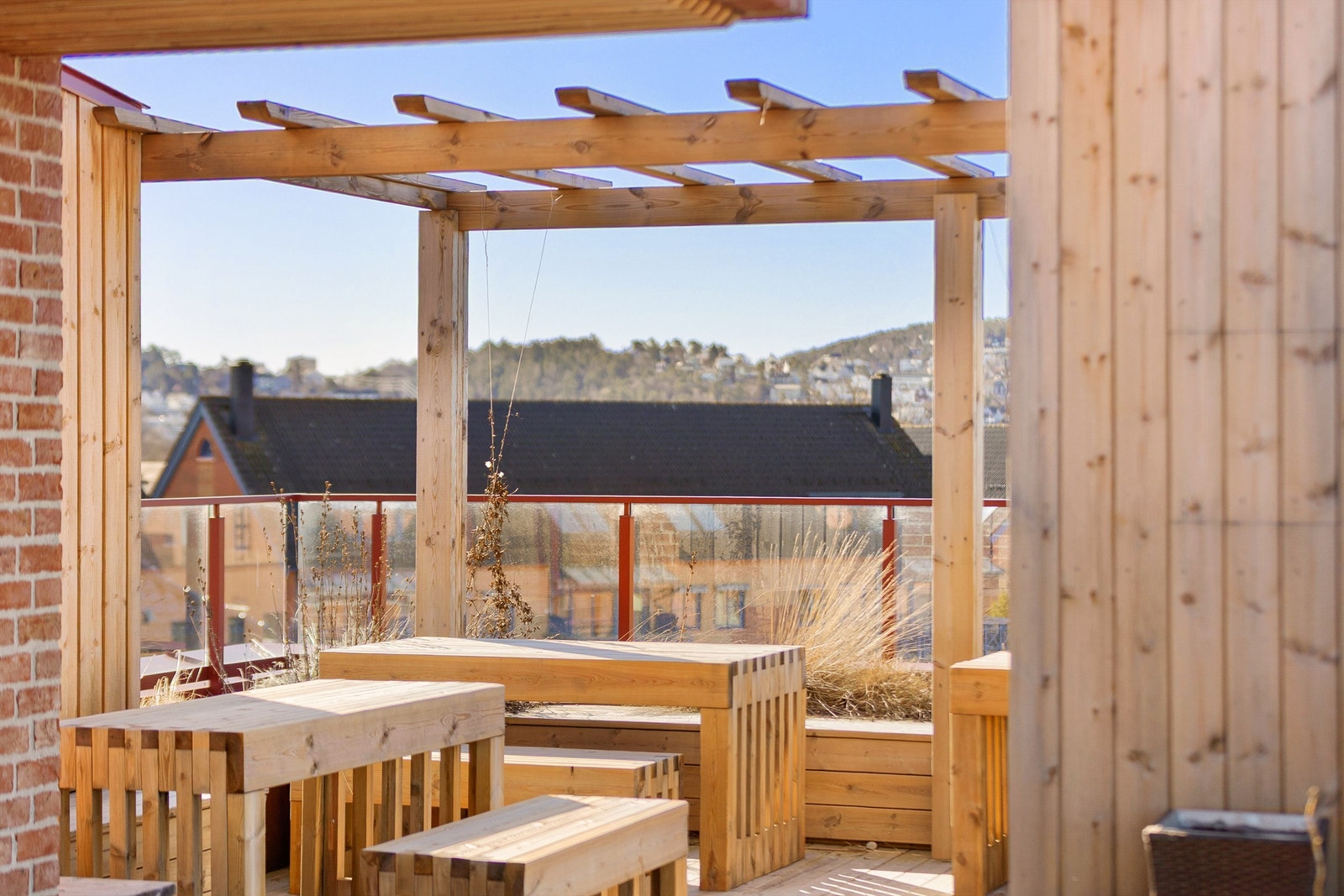 Flott, felles takterrasse med heisadkomst fra leiligheten. Galleribilde