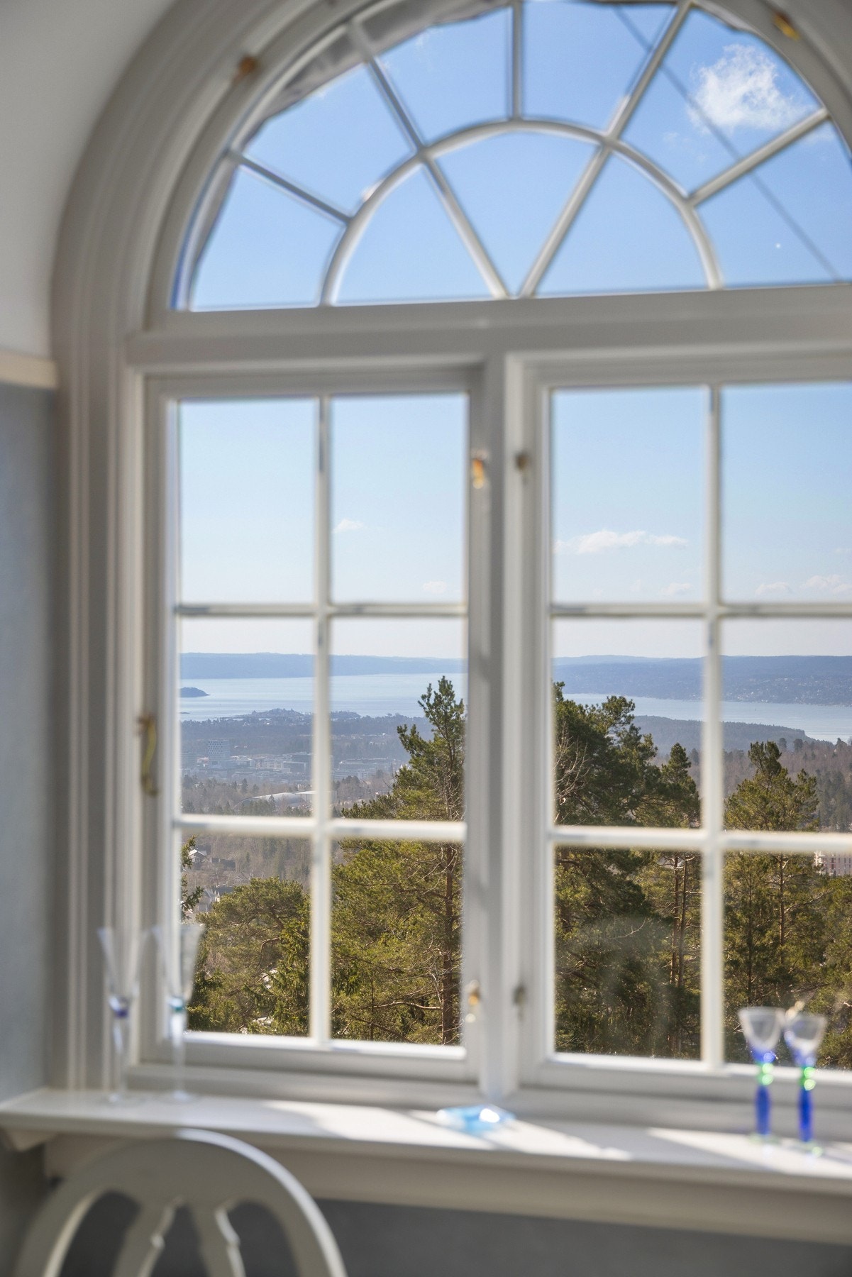 Utsikten fra spisestuen. Galleribilde