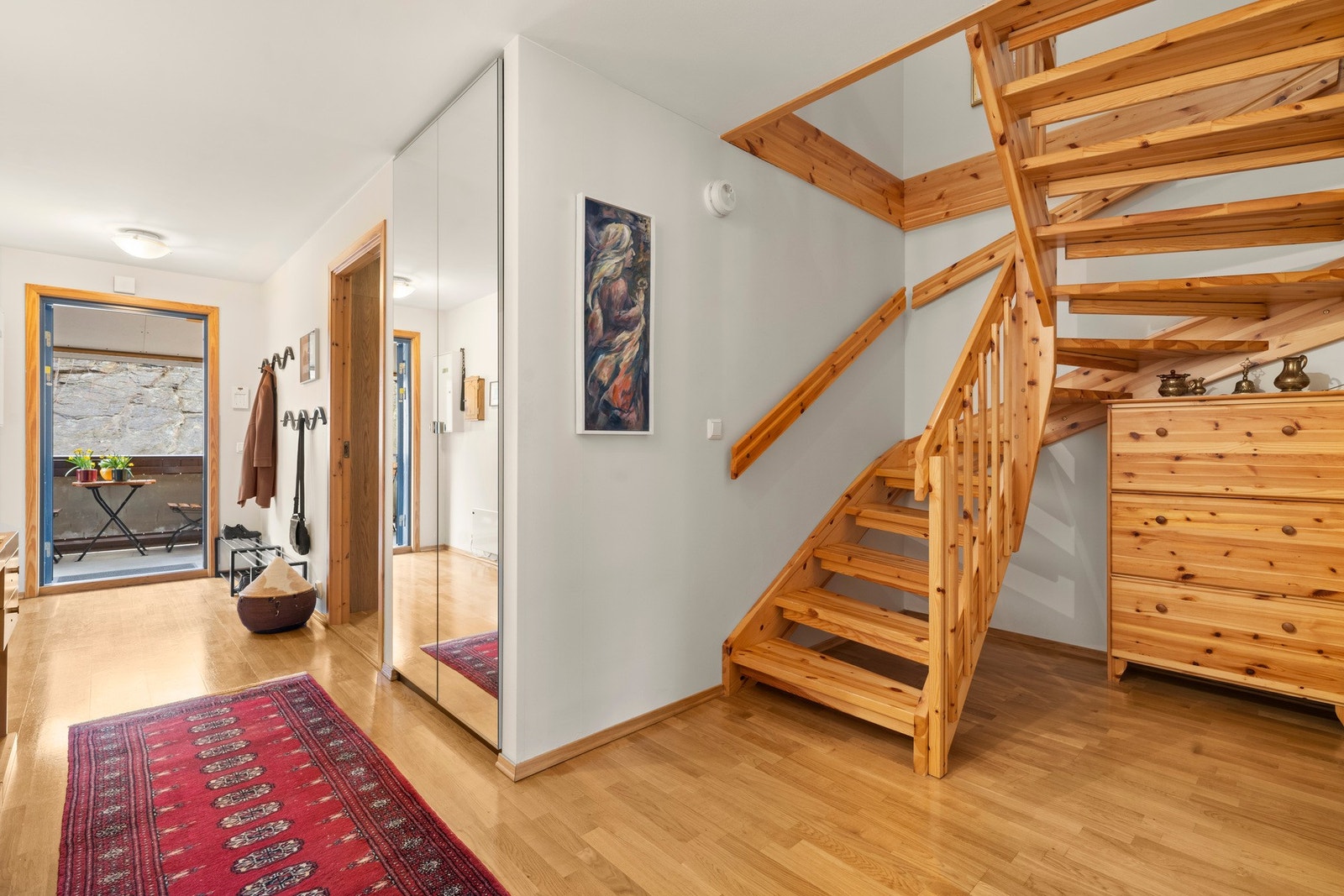 Trapp opp til andre etasje. Galleribilde