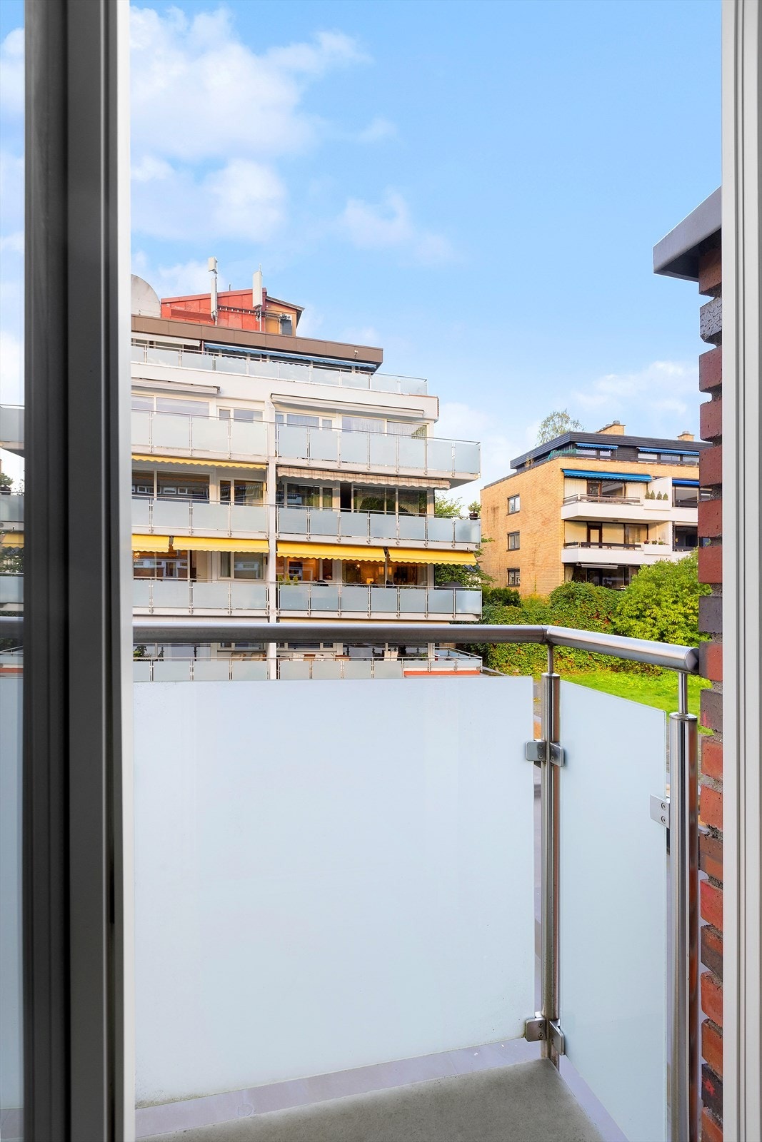Egen luftebalkong også på dette rommet. Galleribilde