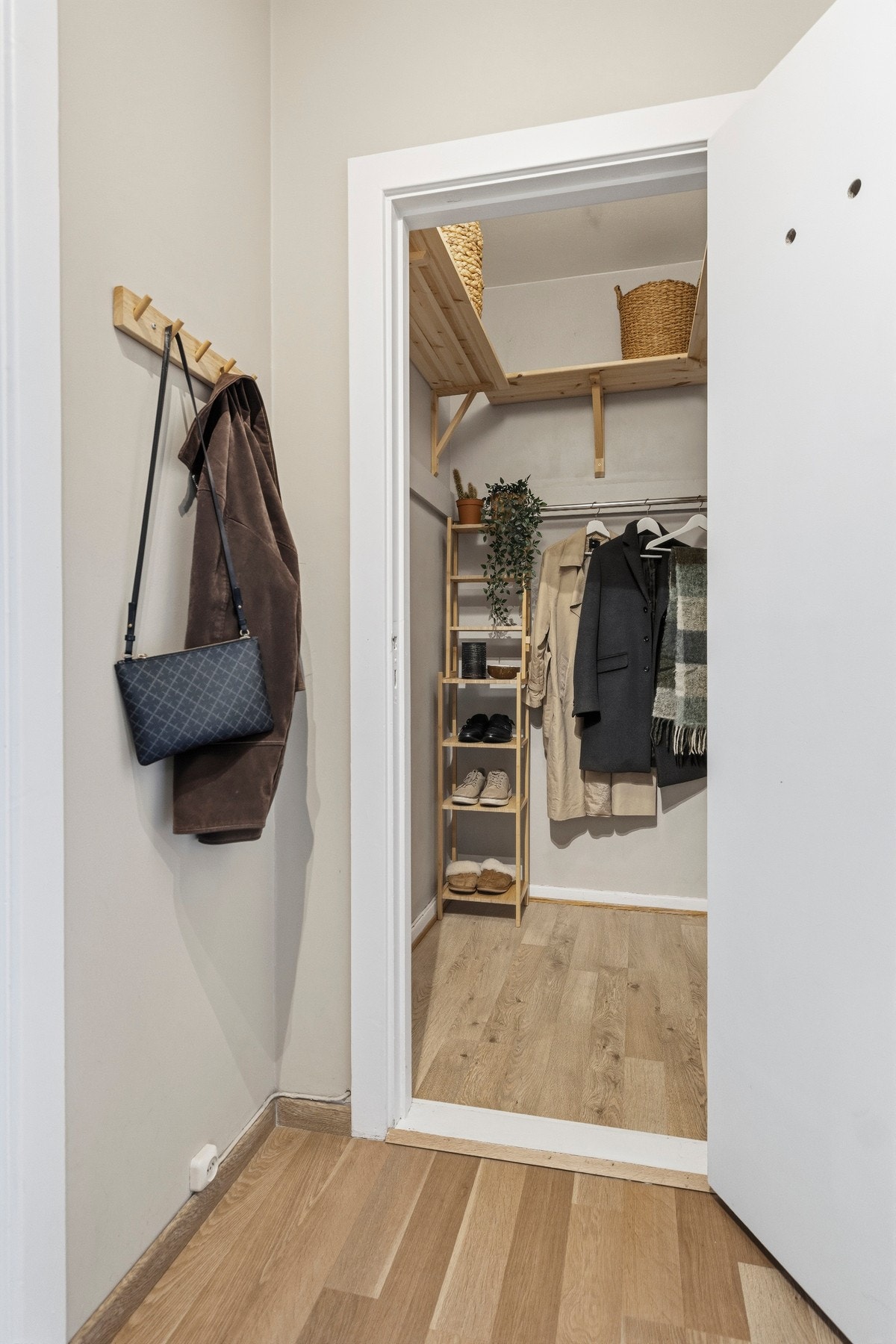 - Gode oppbevaringsmuligheter - Galleribilde