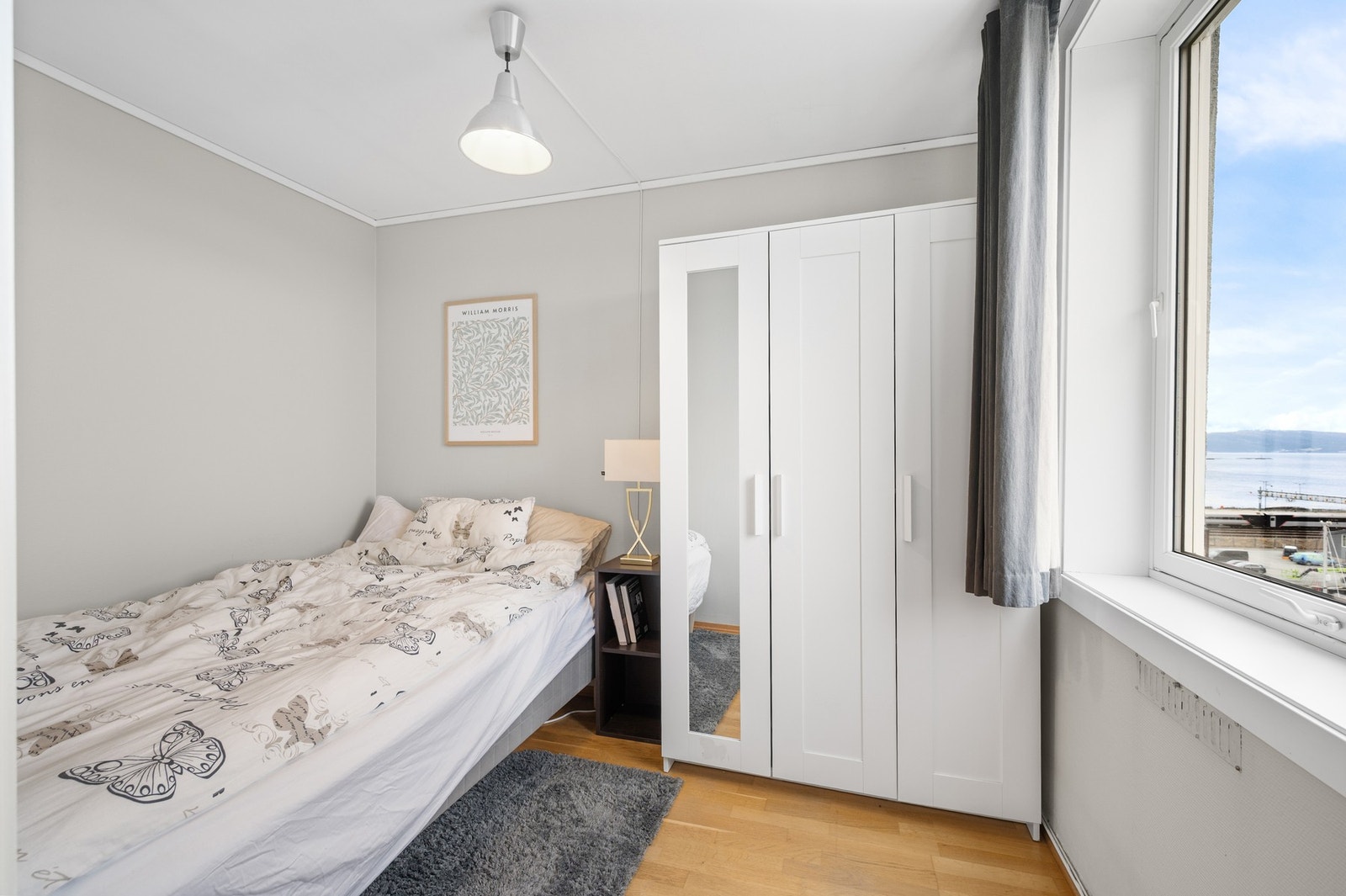 Soverom 2 er på 6,4 m². Galleribilde