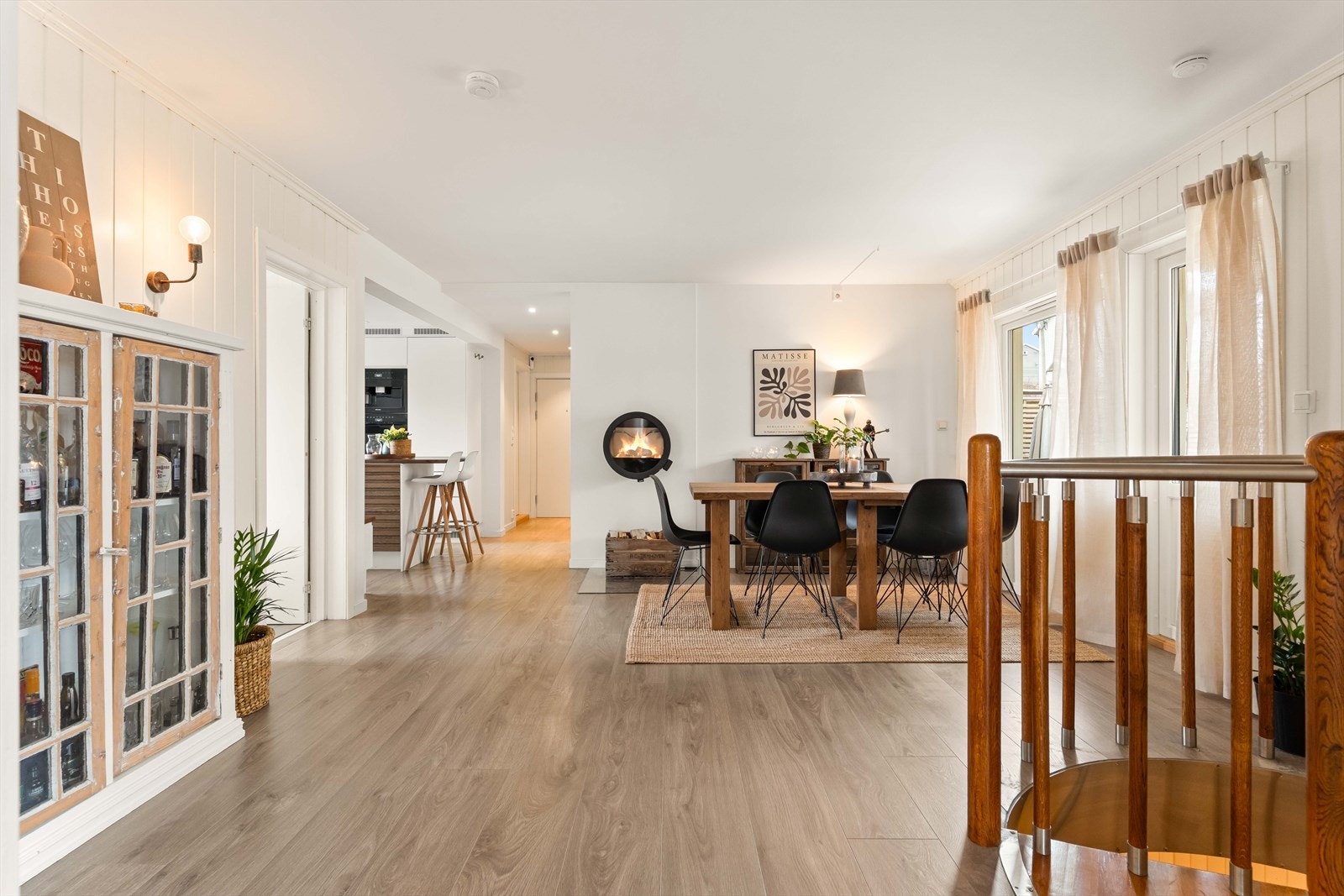 Romslig allrom med mange møbleringsmuligheter. Galleribilde