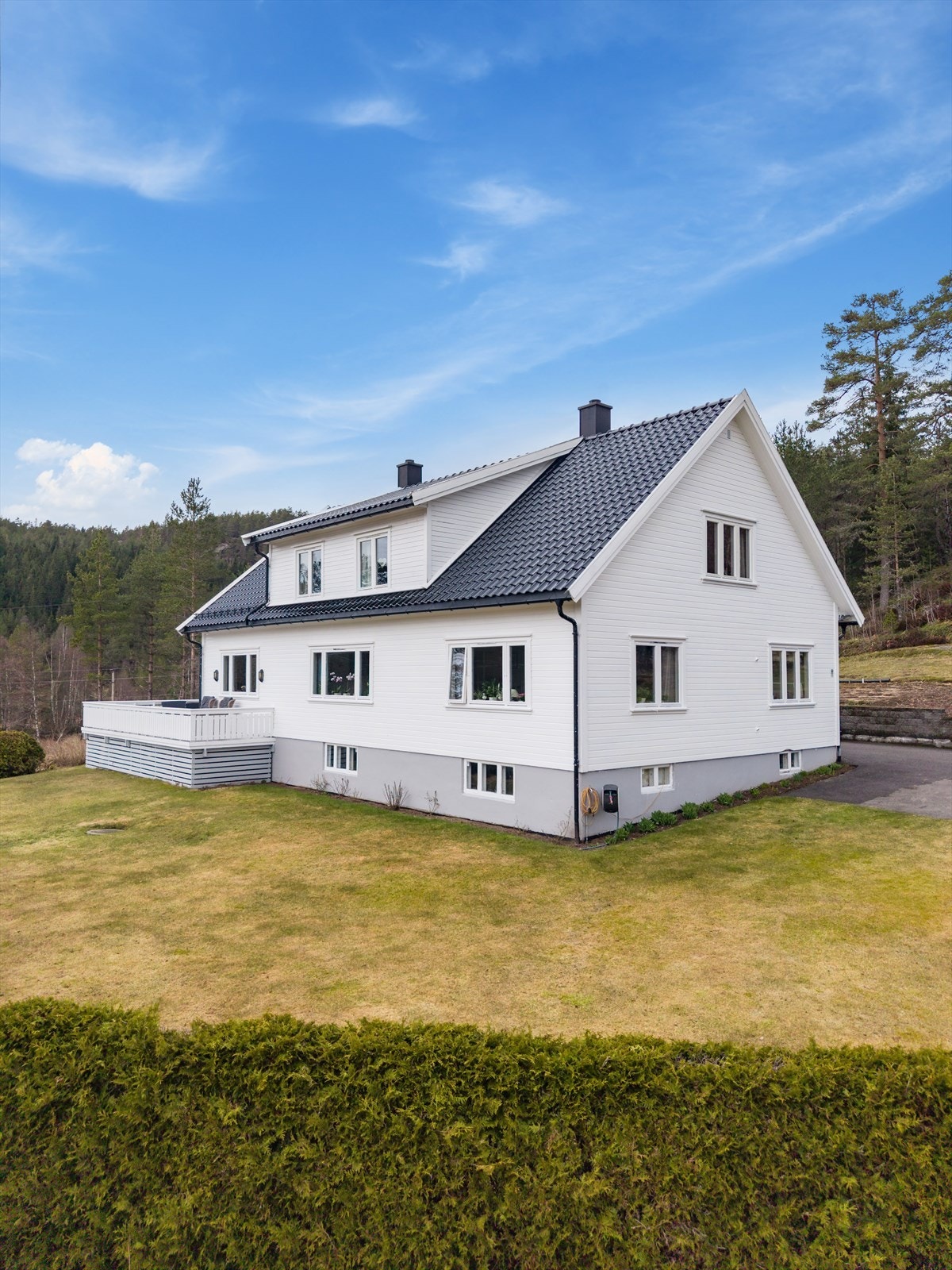 Velholdt eiendom. Galleribilde