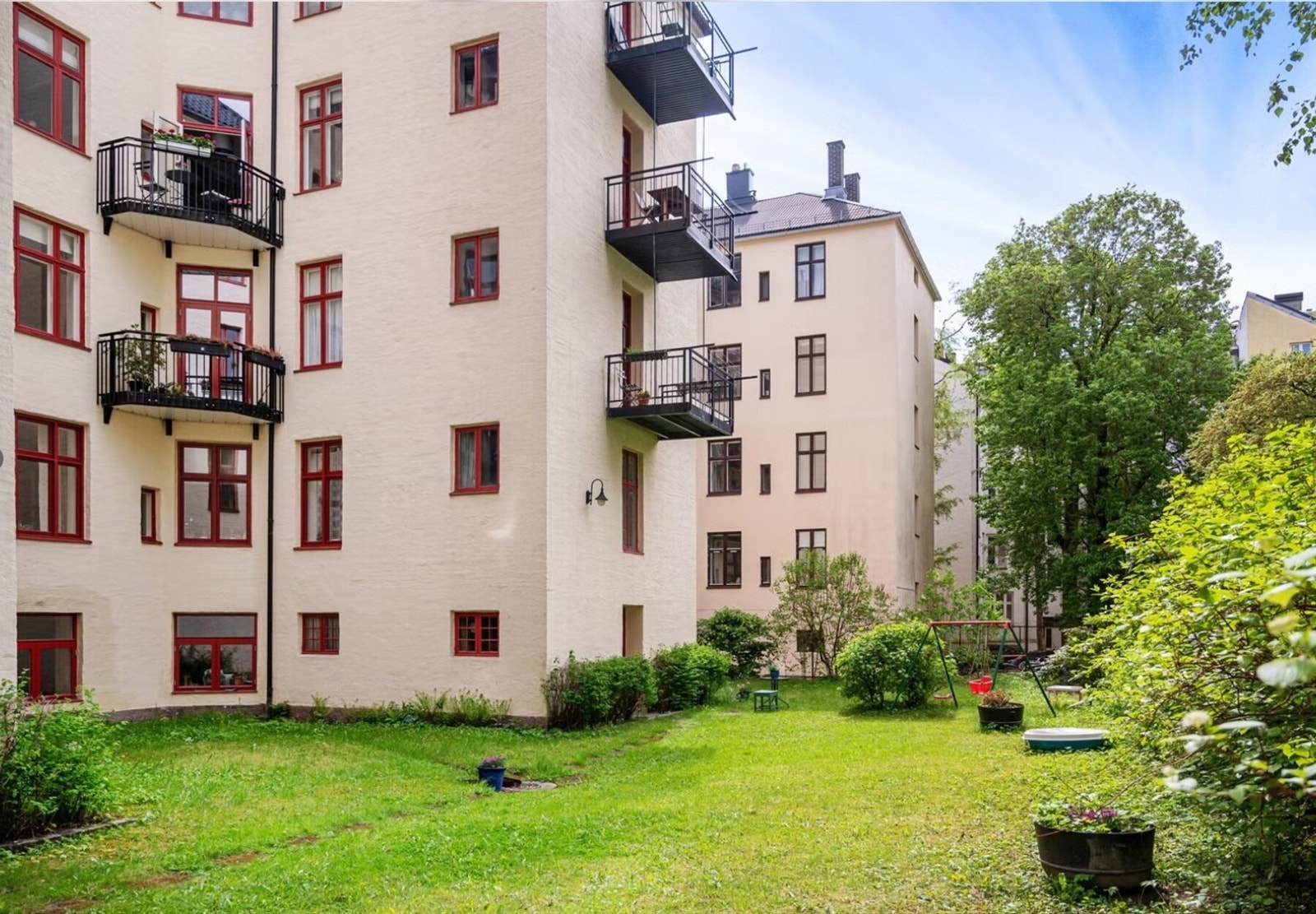 Pent opparbeidede uteområder i bakgården Galleribilde