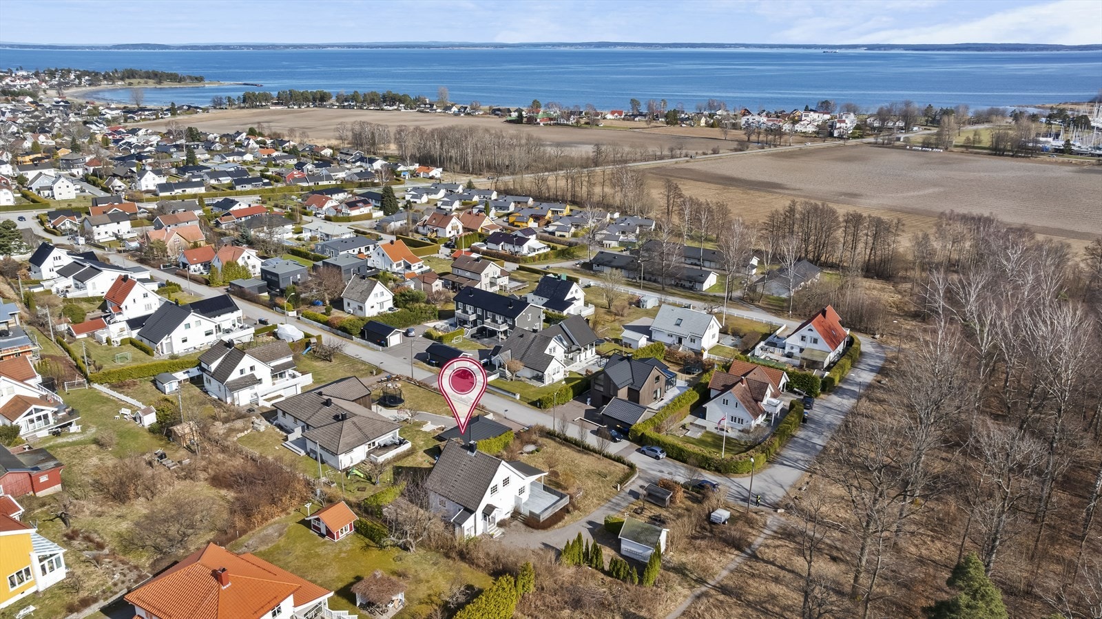 Herfra er det få hundre meter til Oslofjorden og kystlinjen ved Furustrand. Galleribilde