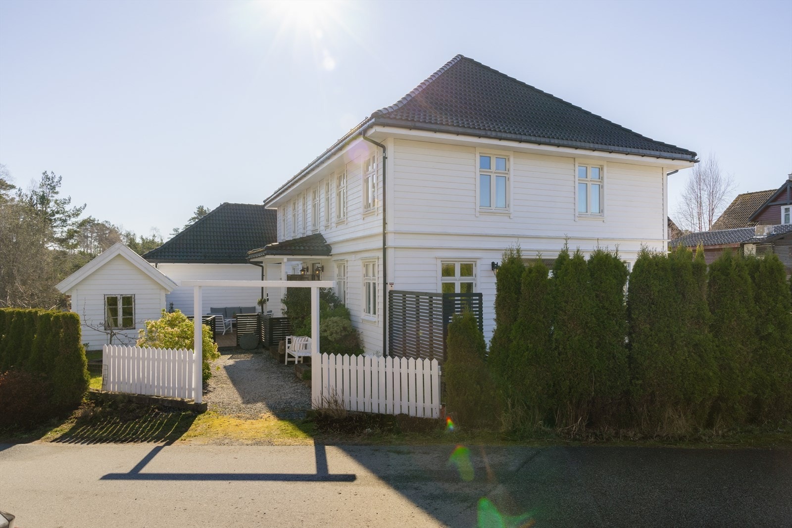 Flott opparbeidet inngangsparti. Galleribilde